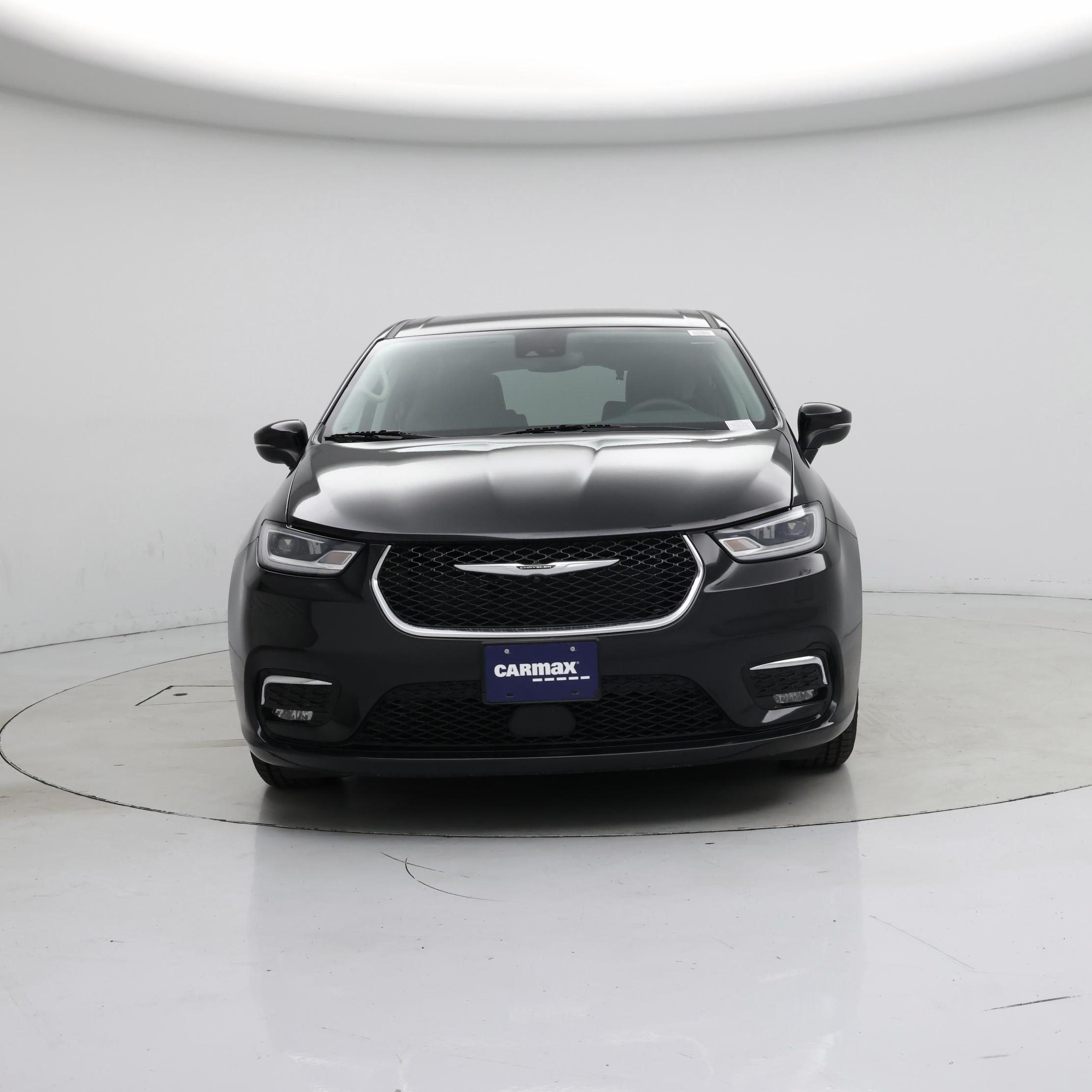 Thumbnail: 2023 Chrysler Pacifica - 5