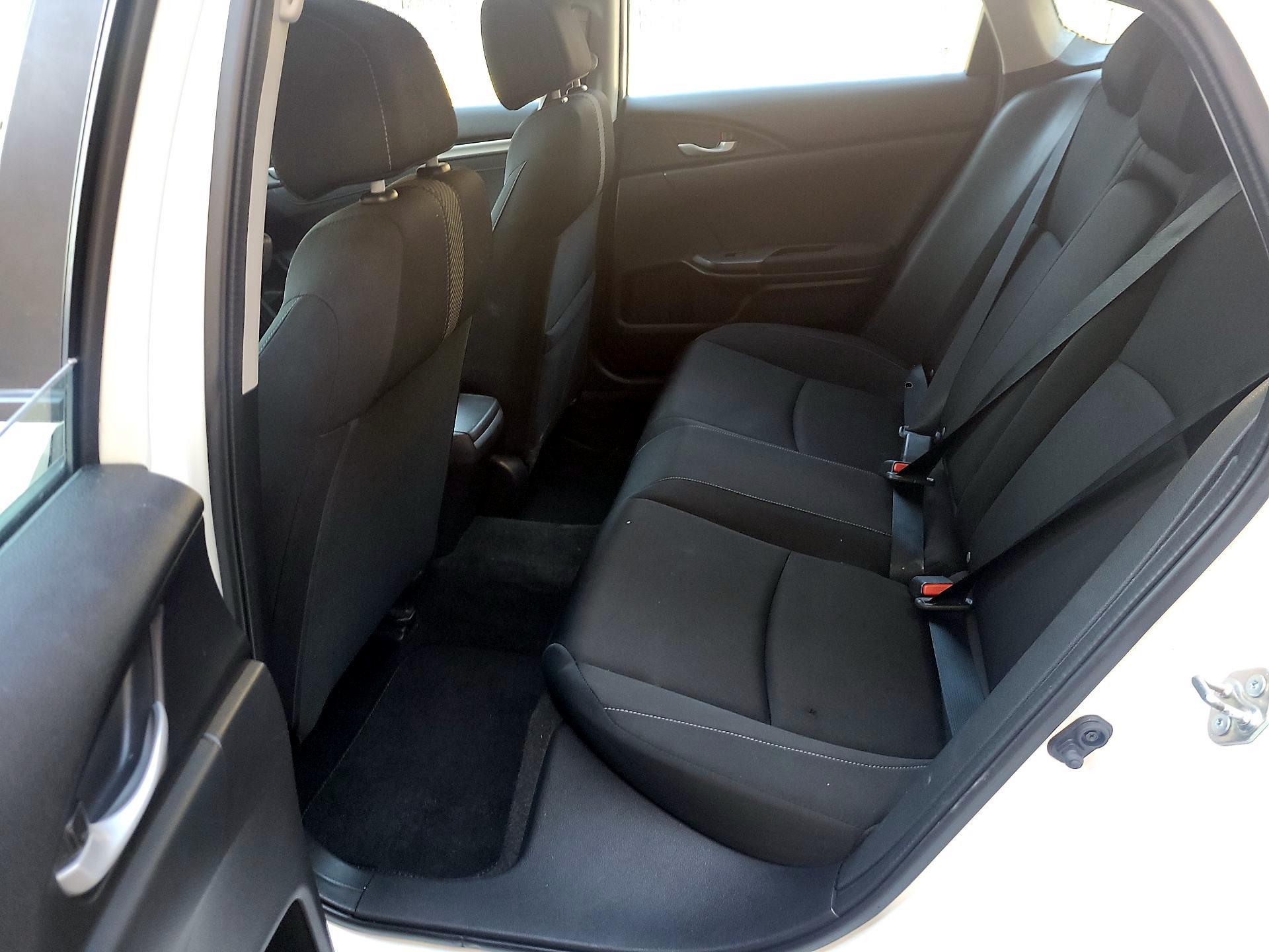 Thumbnail: 2016 Honda Civic - 18