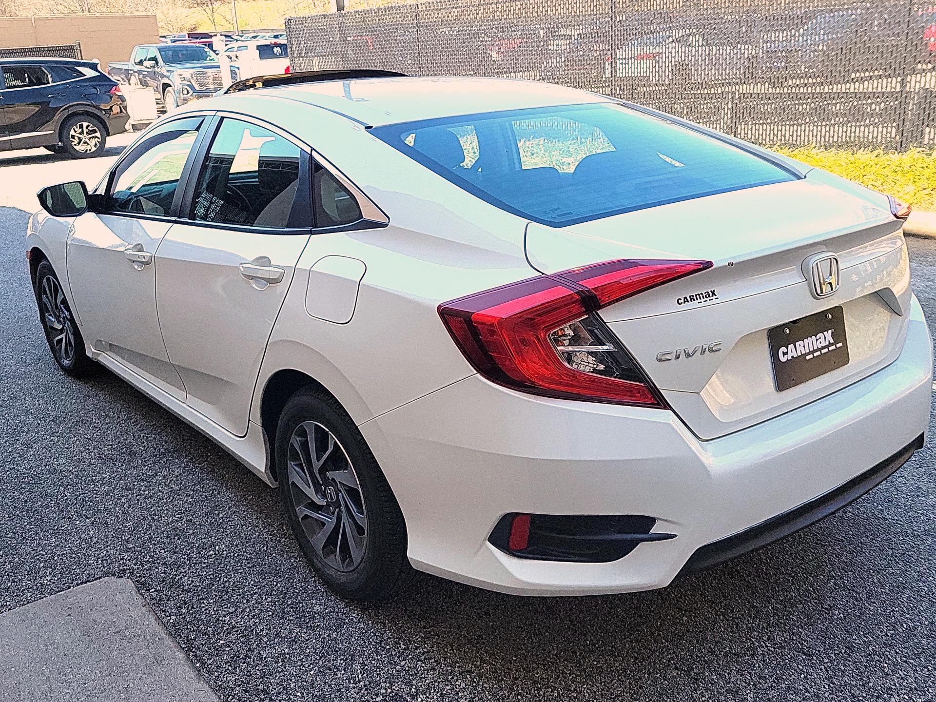 Thumbnail: 2016 Honda Civic - 7