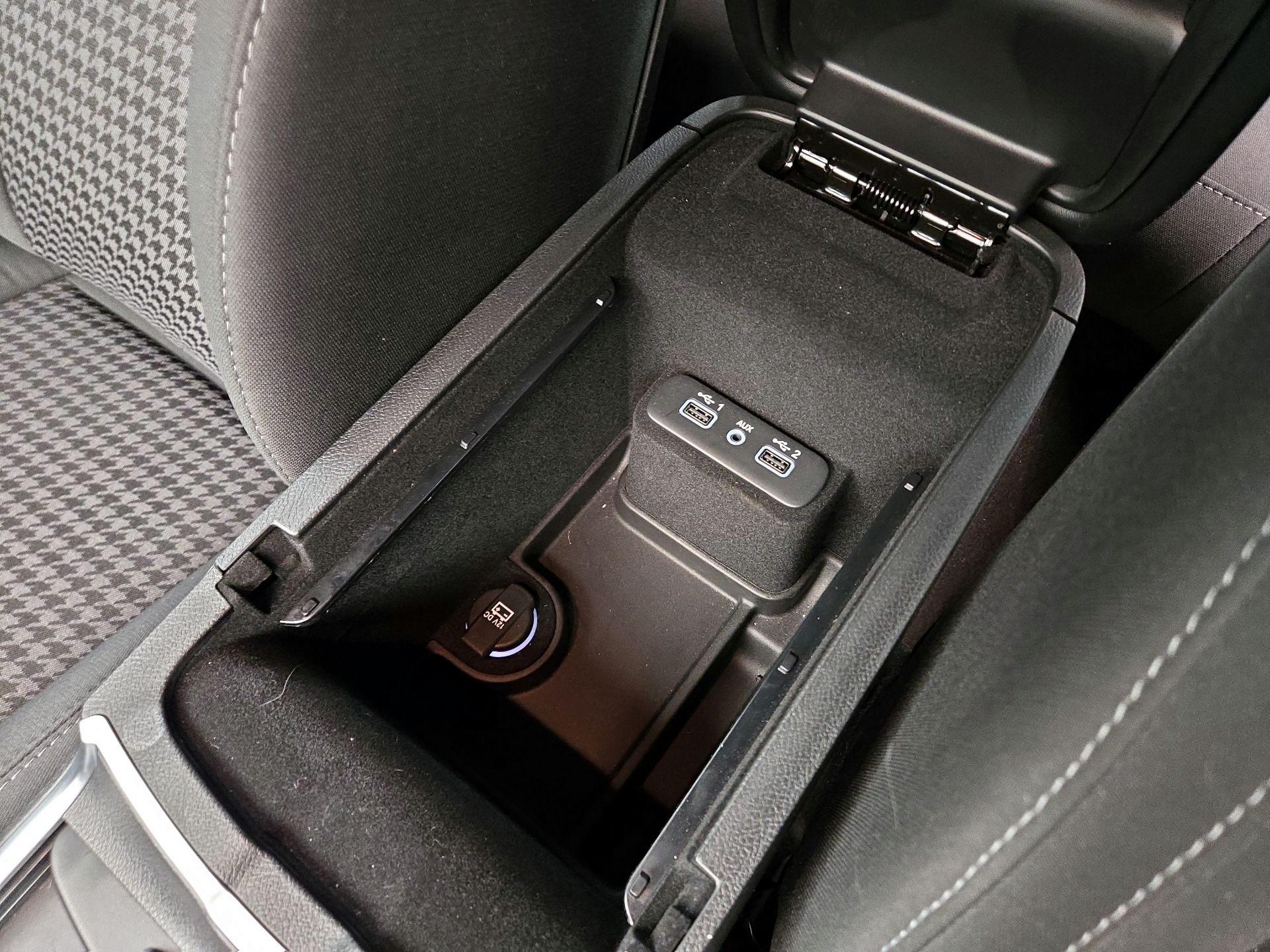 Thumbnail: 2019 Dodge Charger - 19