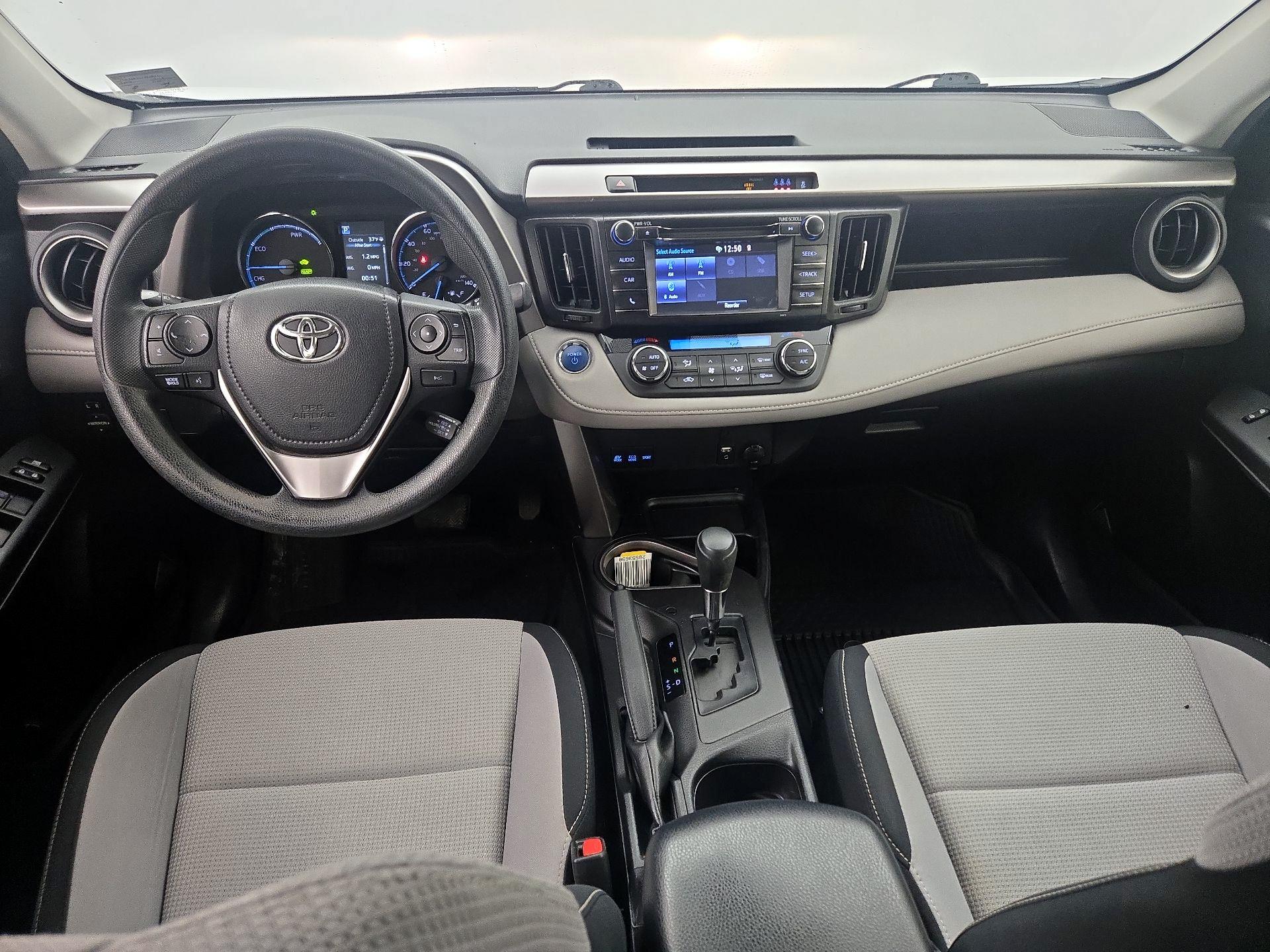 Thumbnail: 2018 Toyota RAV4 - 9