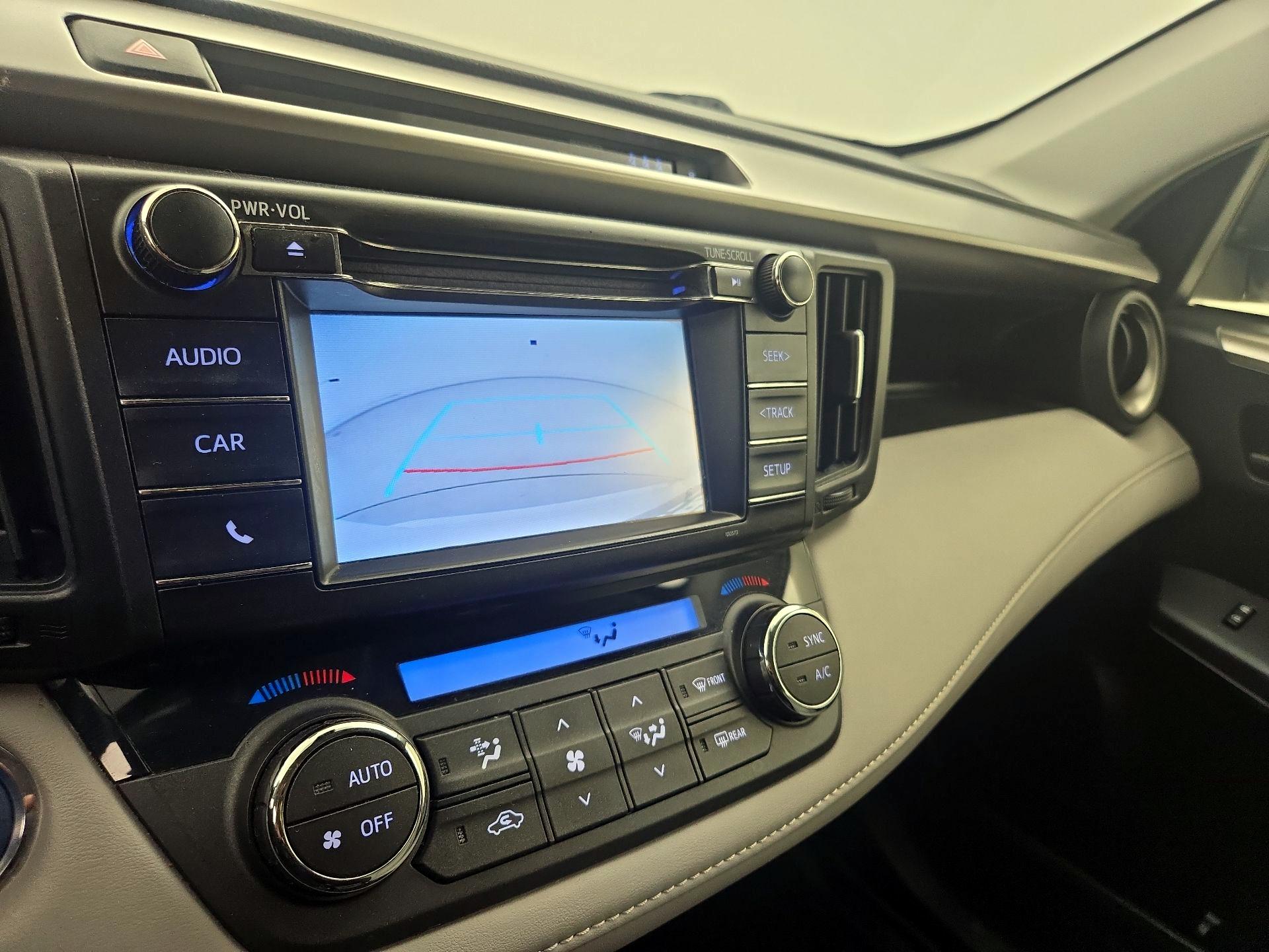 Thumbnail: 2018 Toyota RAV4 - 14