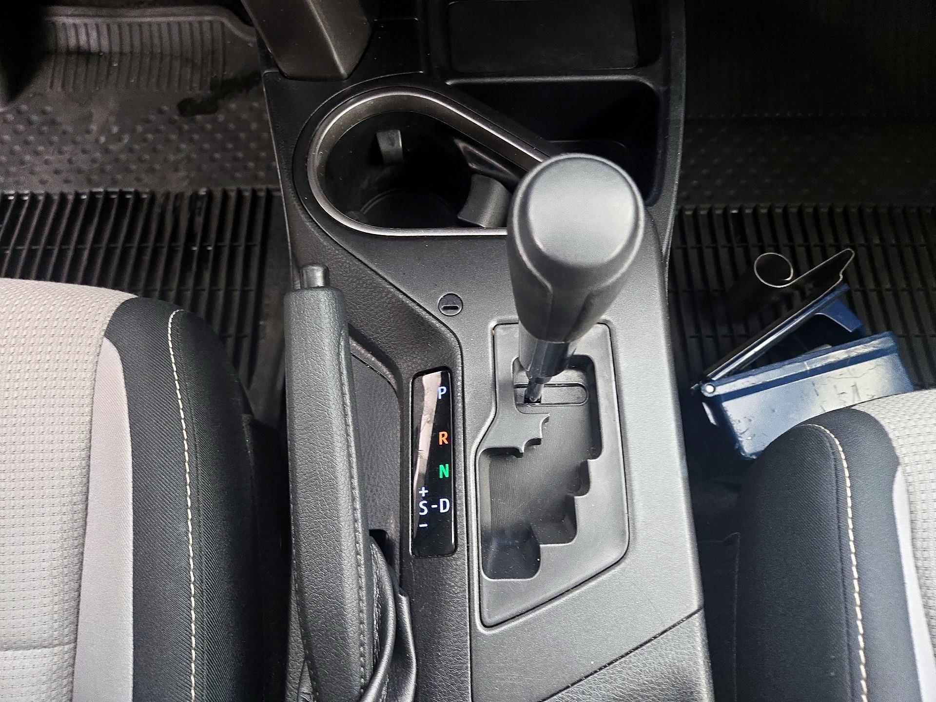 Thumbnail: 2018 Toyota RAV4 - 17