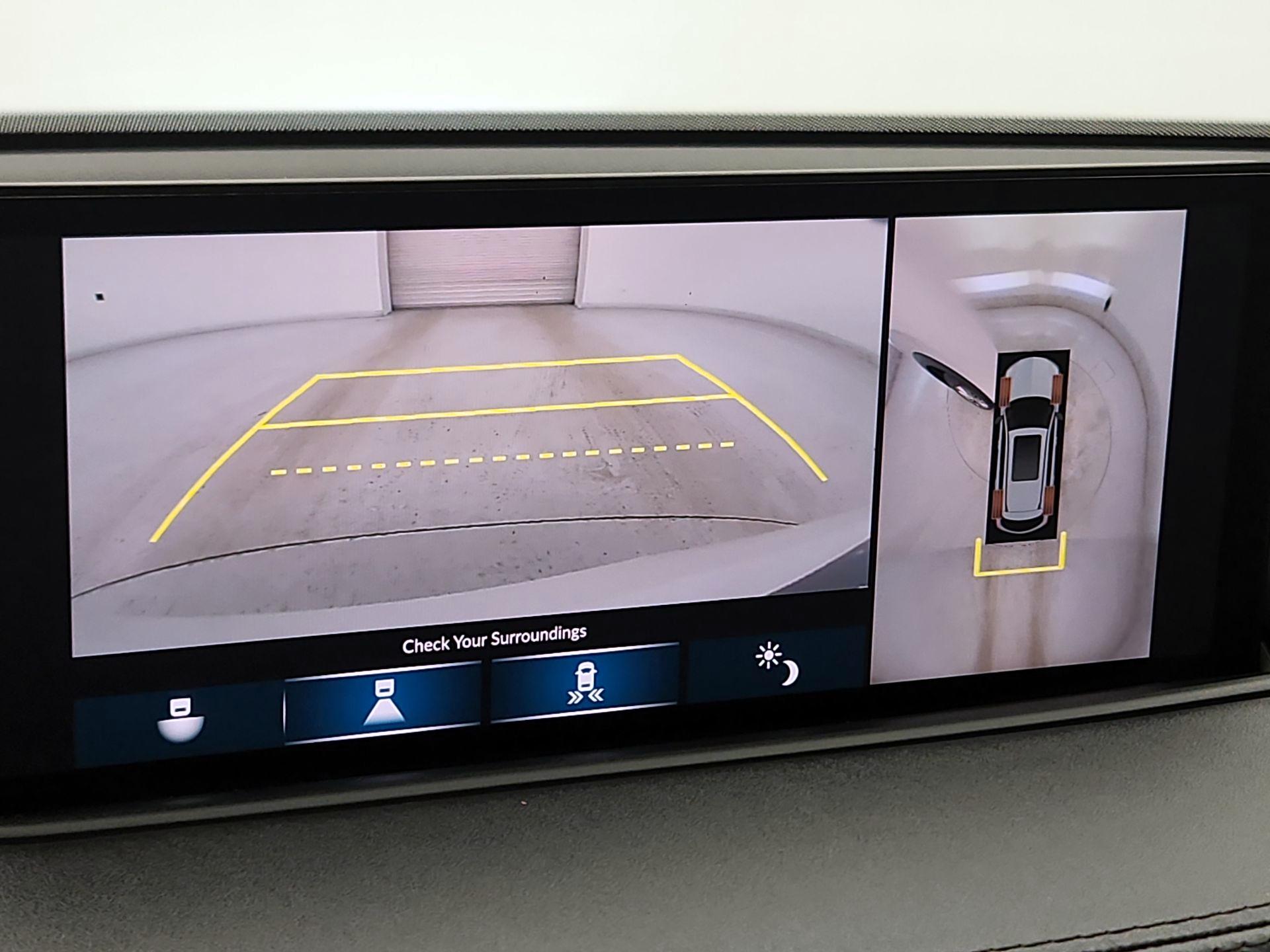 Thumbnail: 2023 Acura MDX - 15