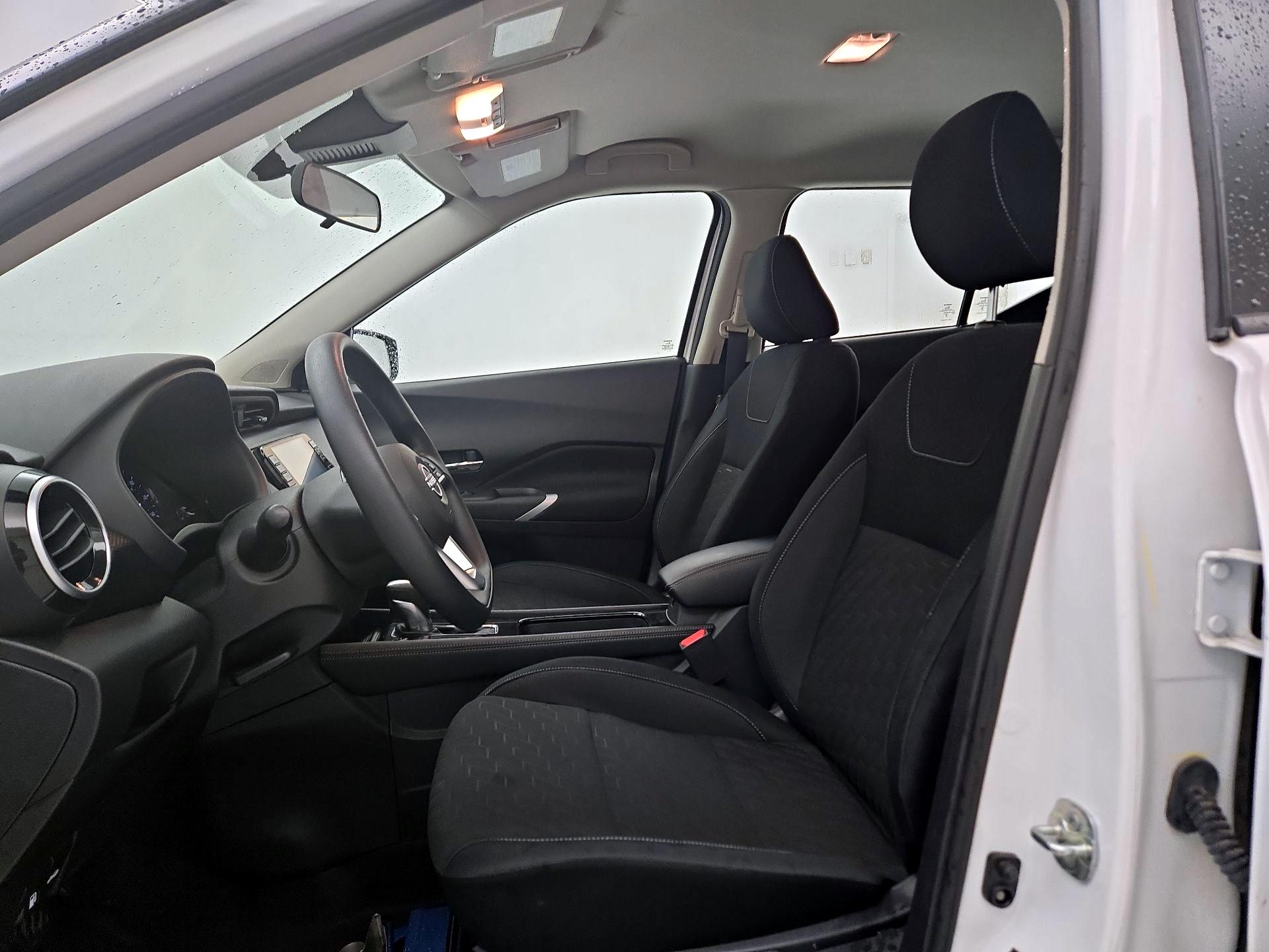 Thumbnail: 2023 Nissan Kicks - 11