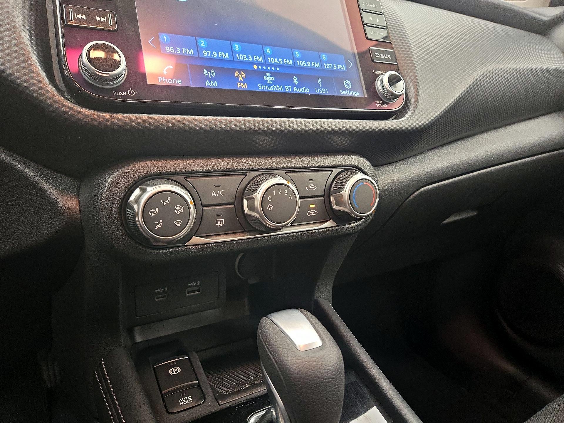 Thumbnail: 2023 Nissan Kicks - 15