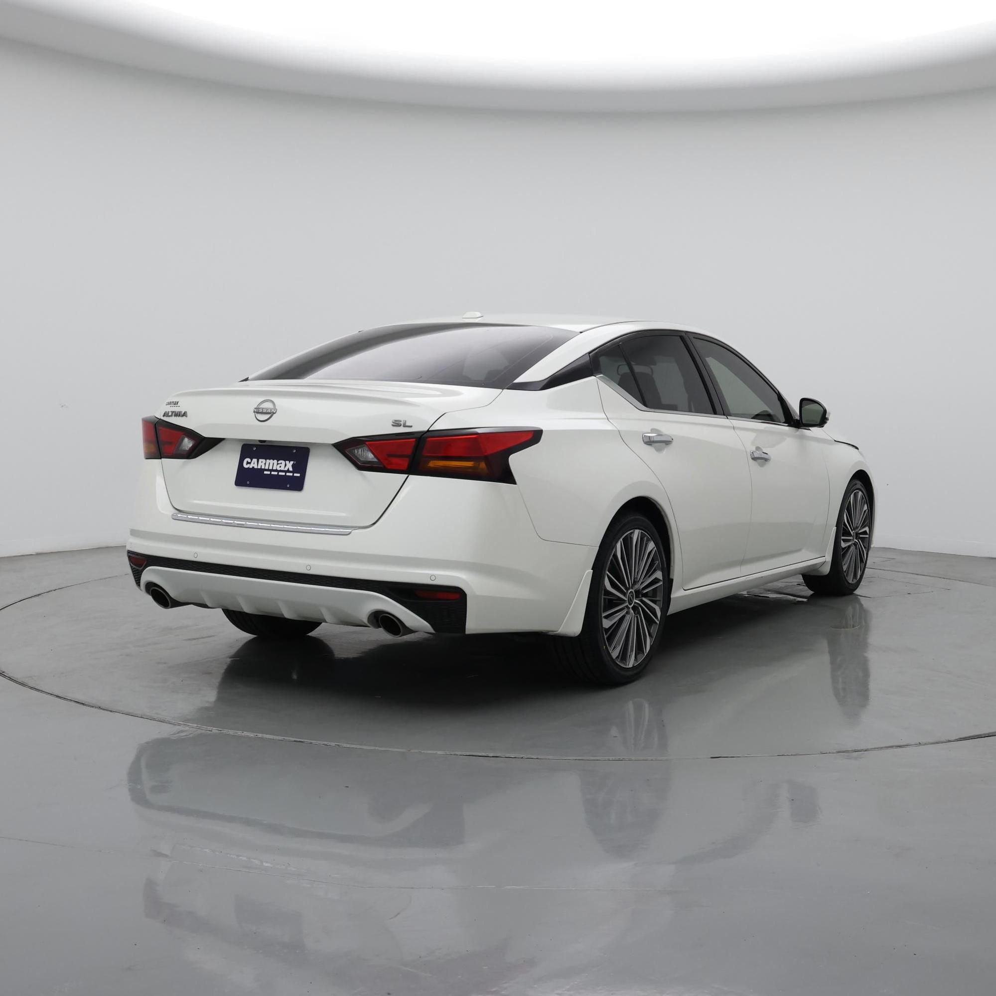 Thumbnail: 2023 Nissan Altima - 8