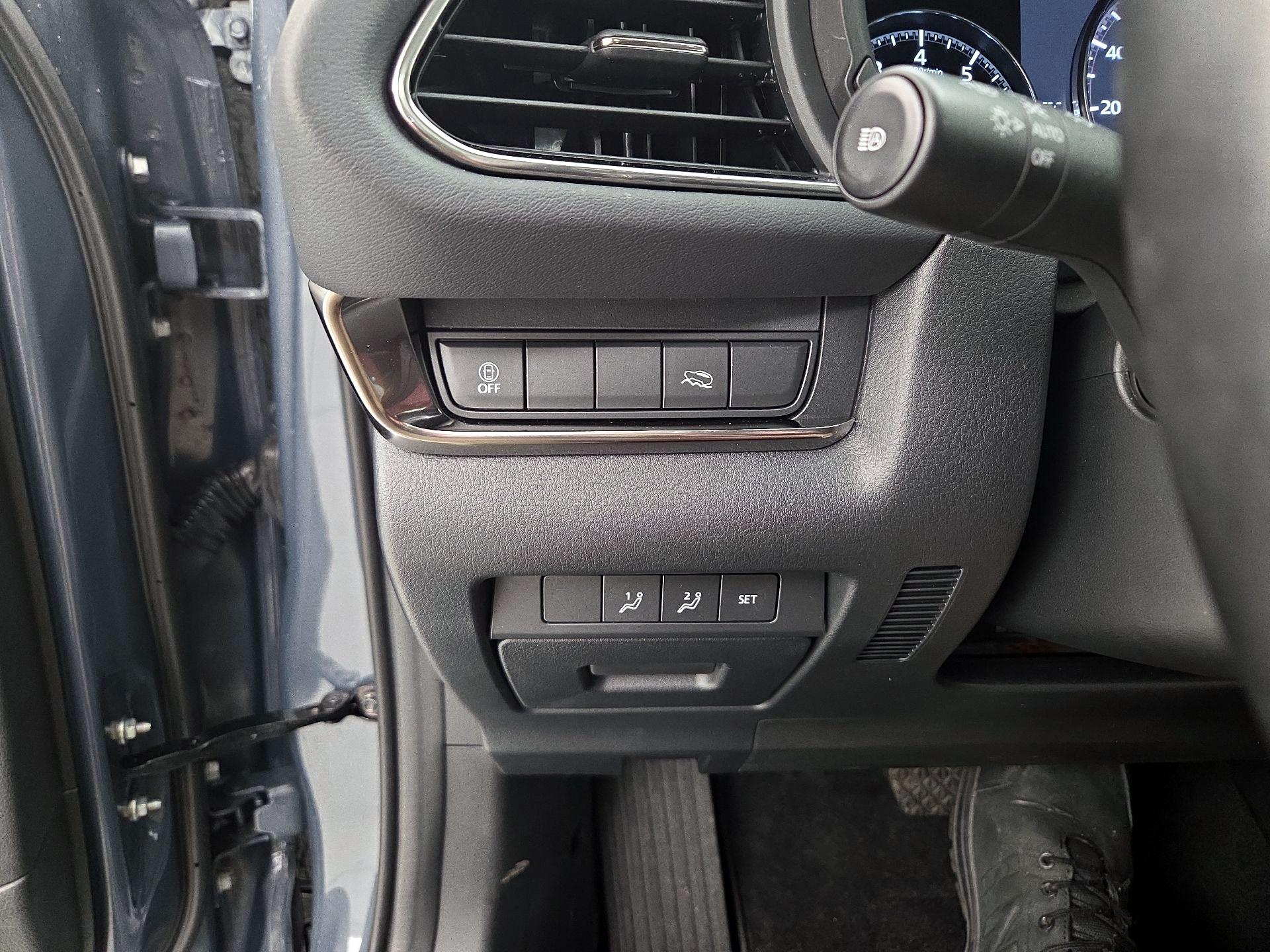 Thumbnail: 2023 Mazda CX-30 - 13