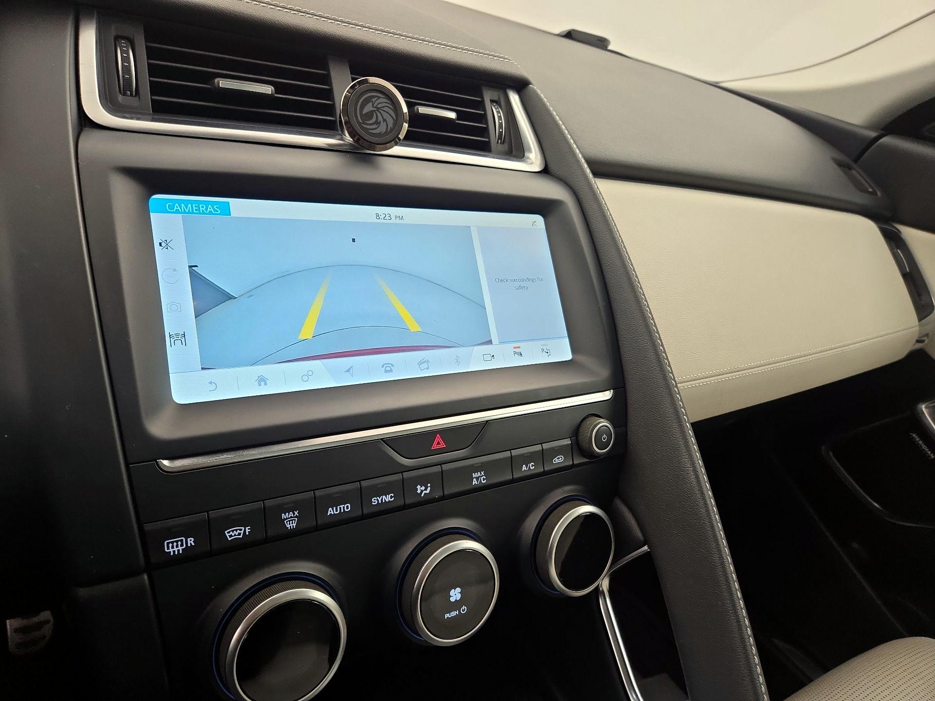 Thumbnail: 2019 Jaguar E-Pace - 15