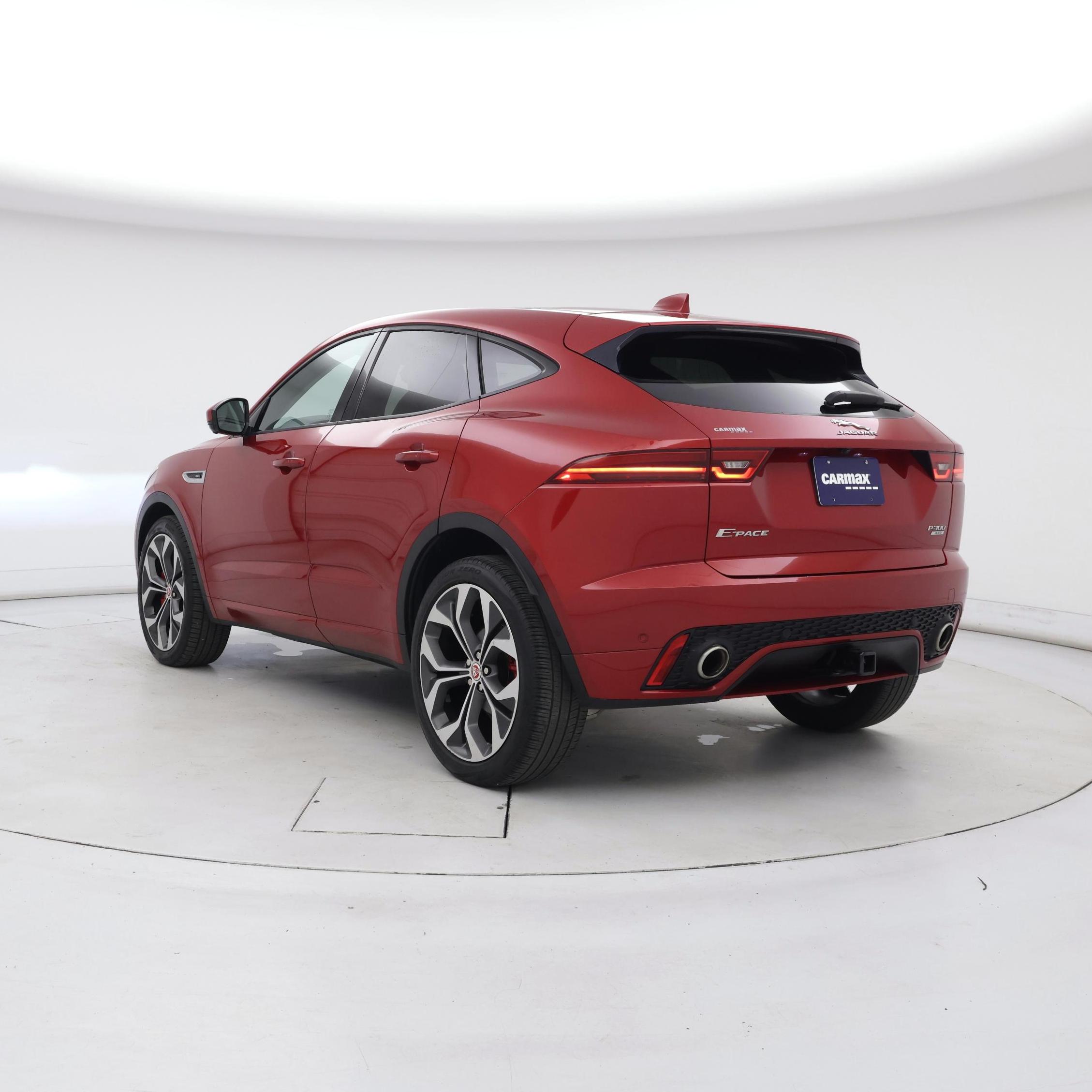 Thumbnail: 2019 Jaguar E-Pace - 2