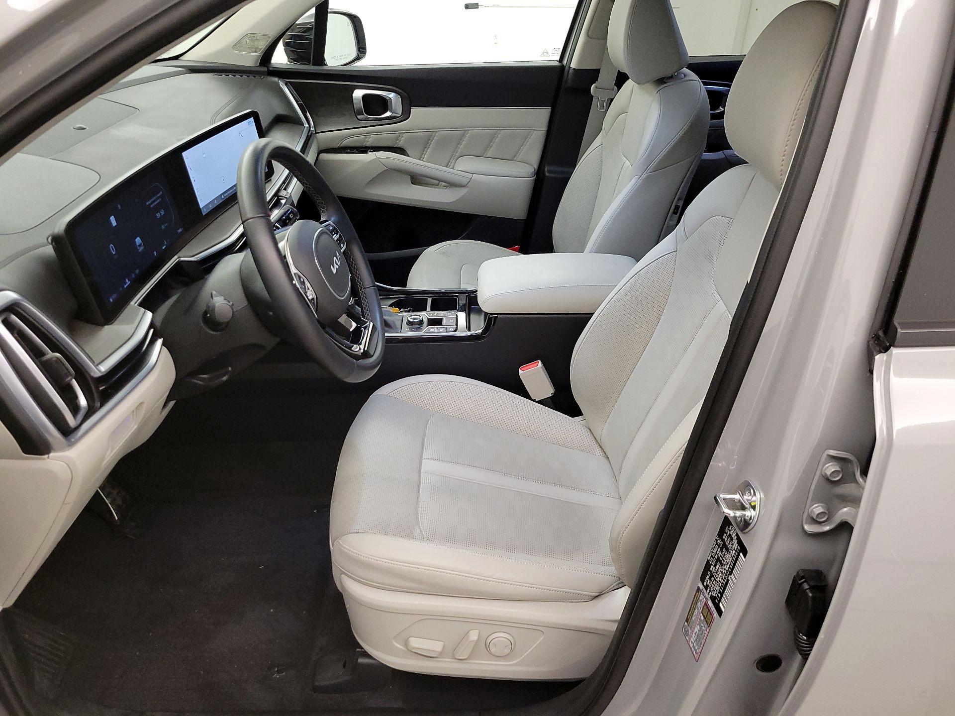 Thumbnail: 2025 Kia Sorento - 11