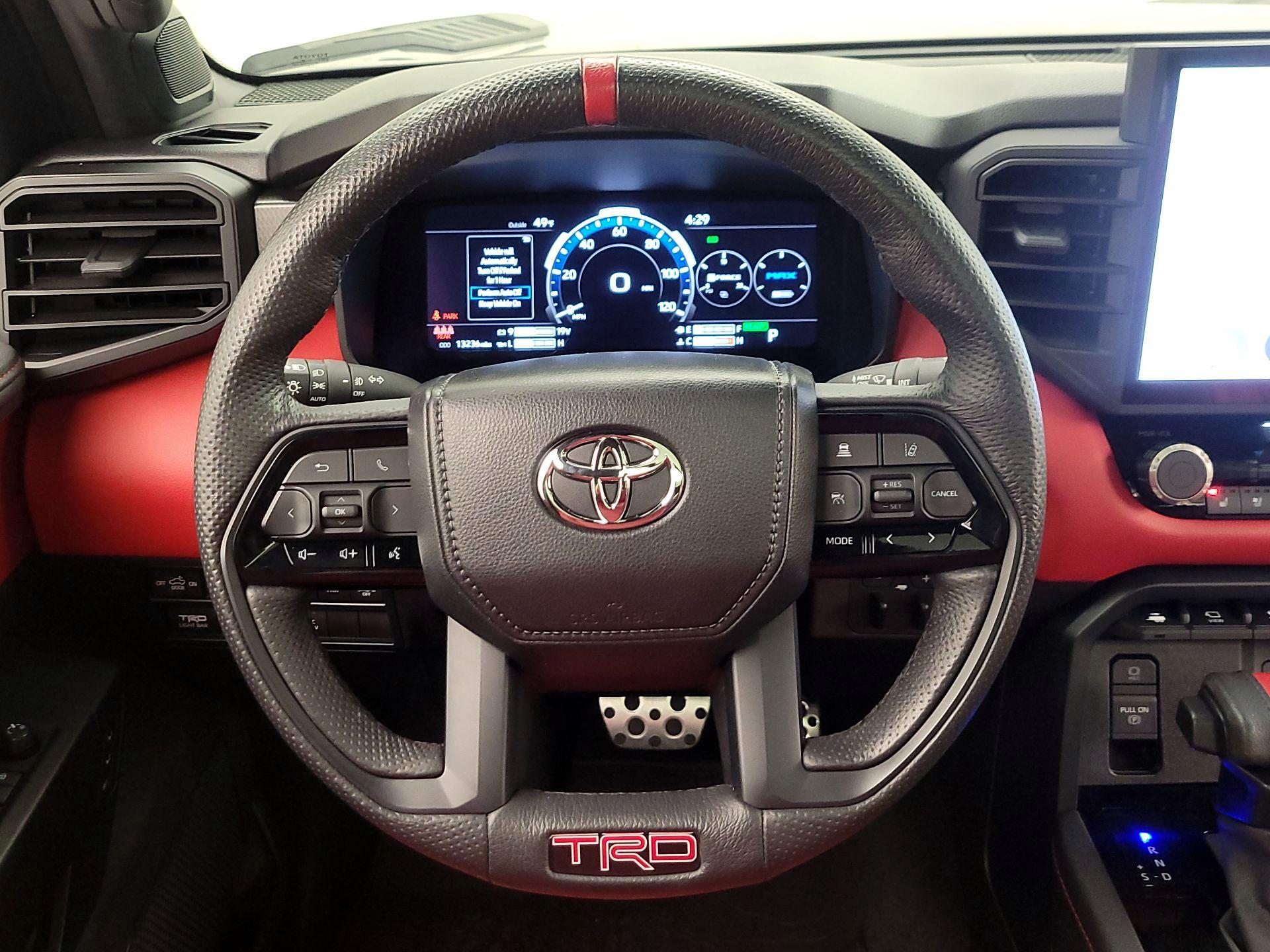 Thumbnail: 2024 Toyota Tundra - 10