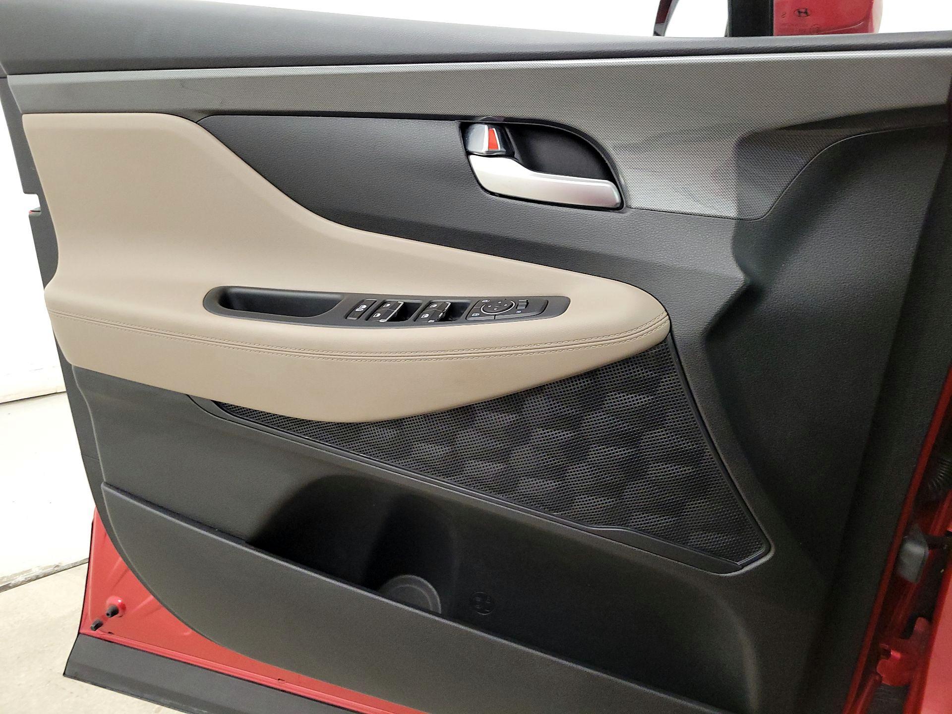 Thumbnail: 2023 Hyundai Santa Fe - 12