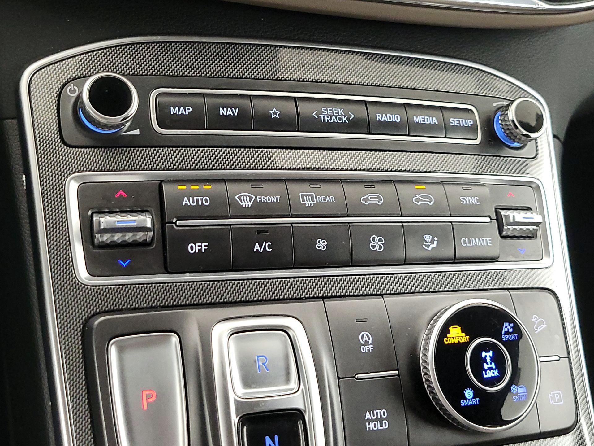 Thumbnail: 2023 Hyundai Santa Fe - 17