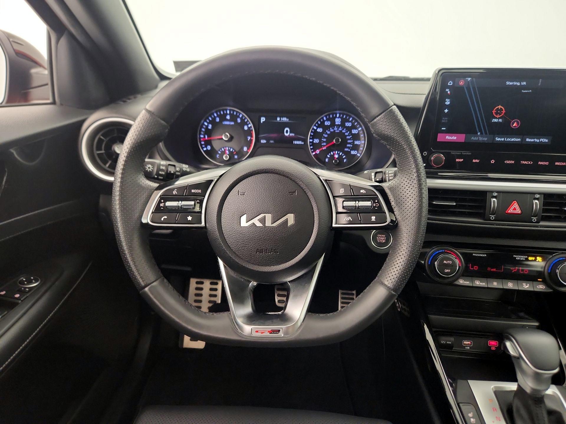 Thumbnail: 2023 Kia Forte - 10