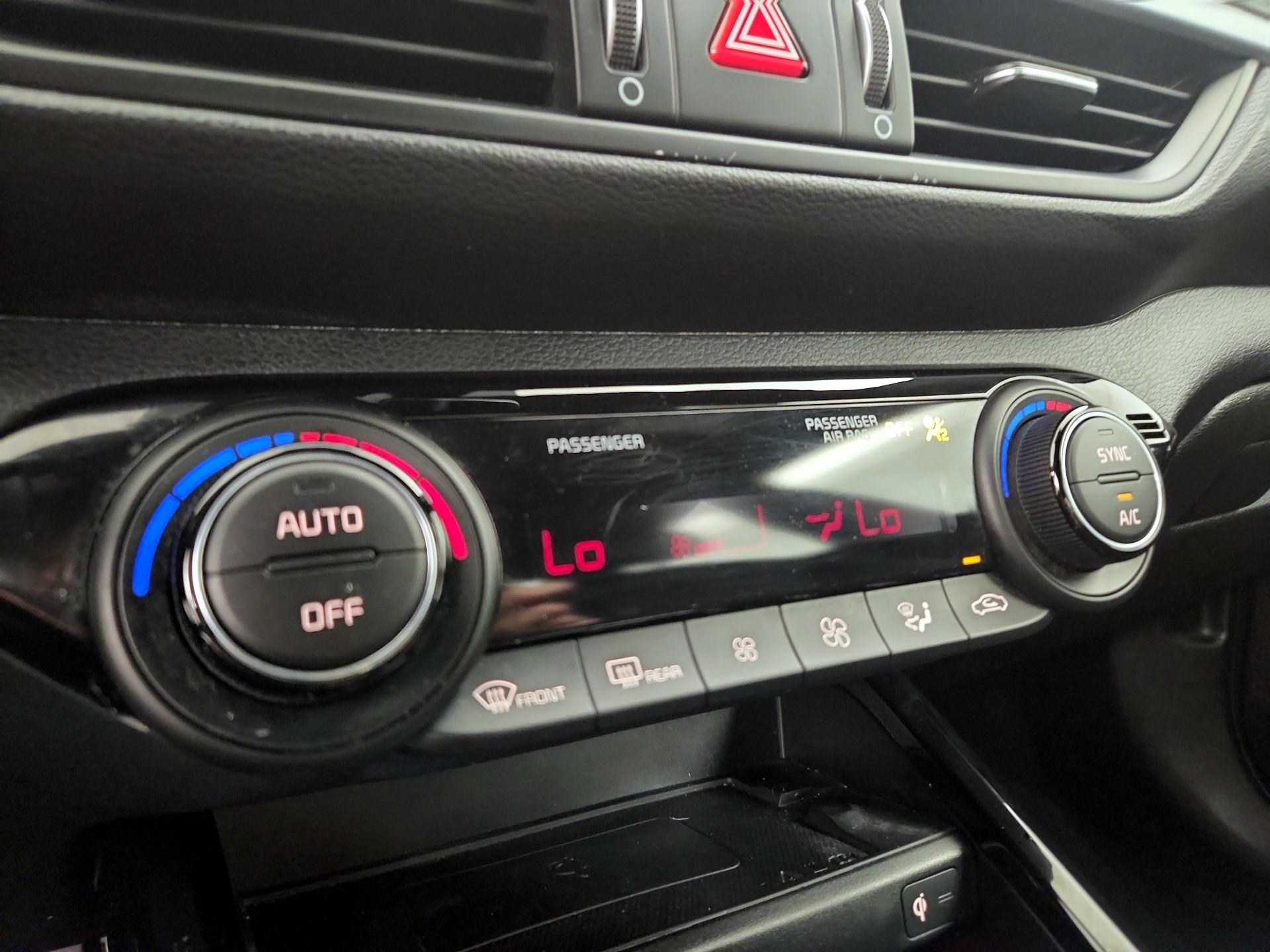 Thumbnail: 2023 Kia Forte - 17