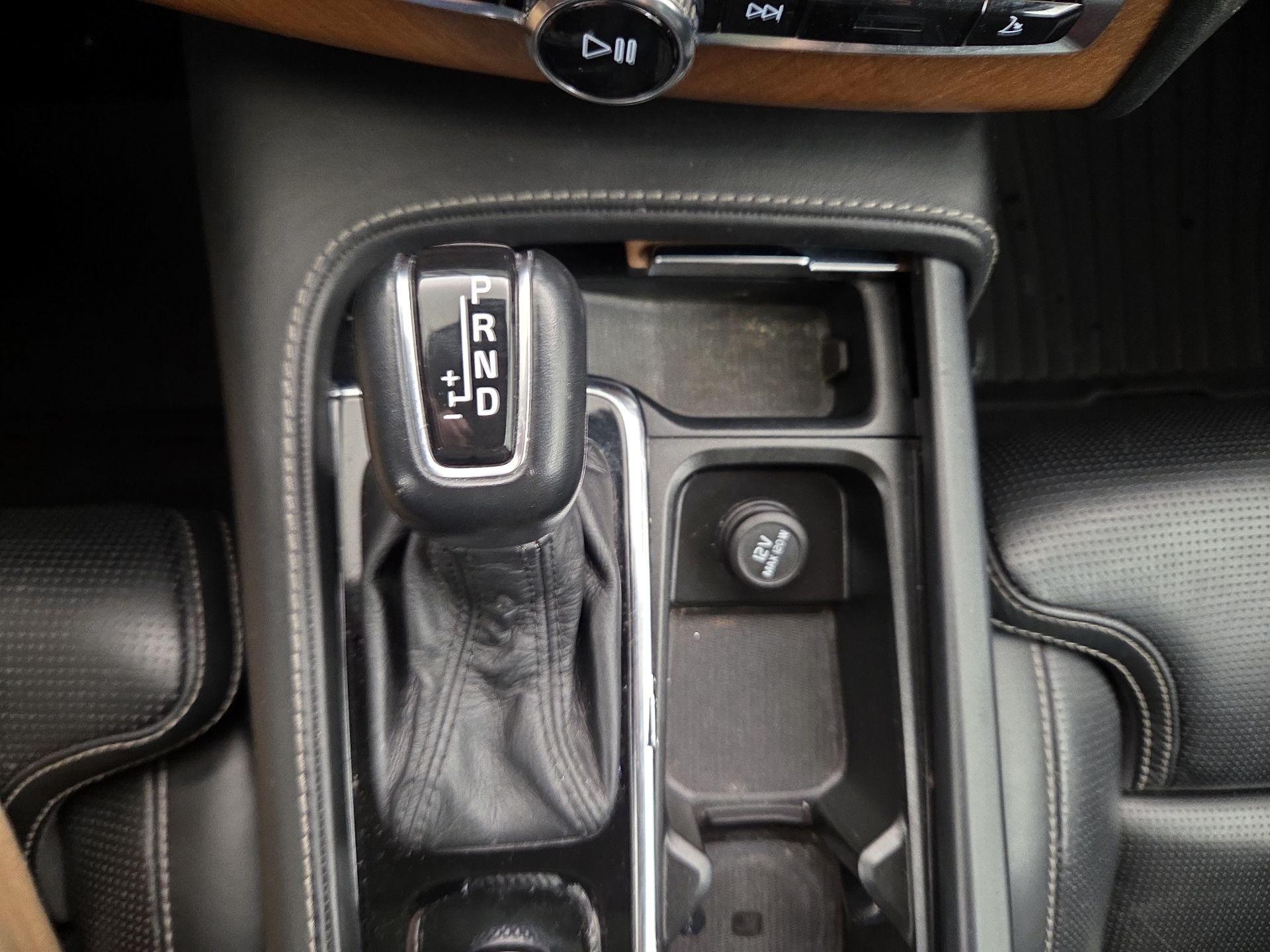 Thumbnail: 2018 Volvo XC90 - 16