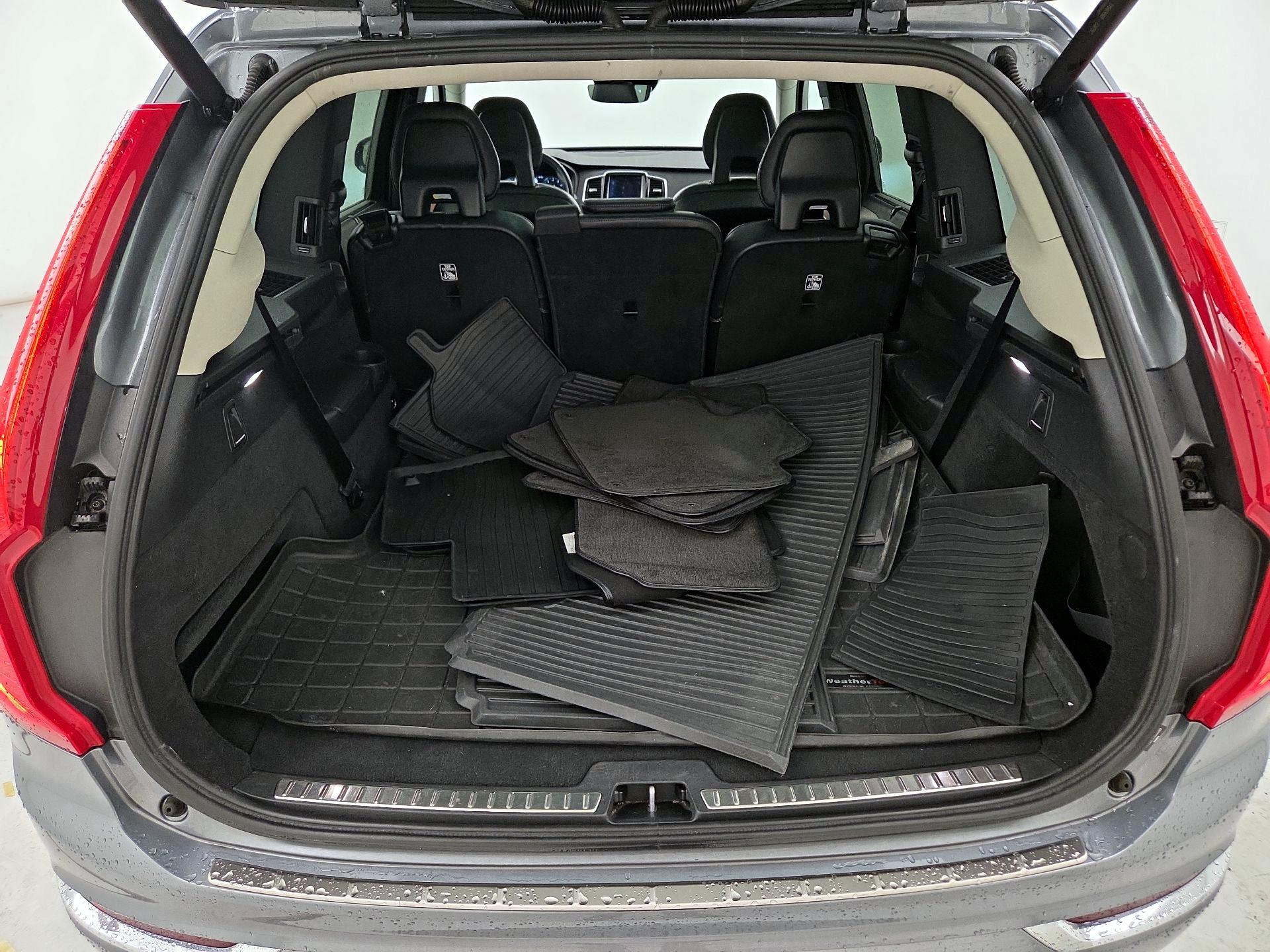 Thumbnail: 2018 Volvo XC90 - 20