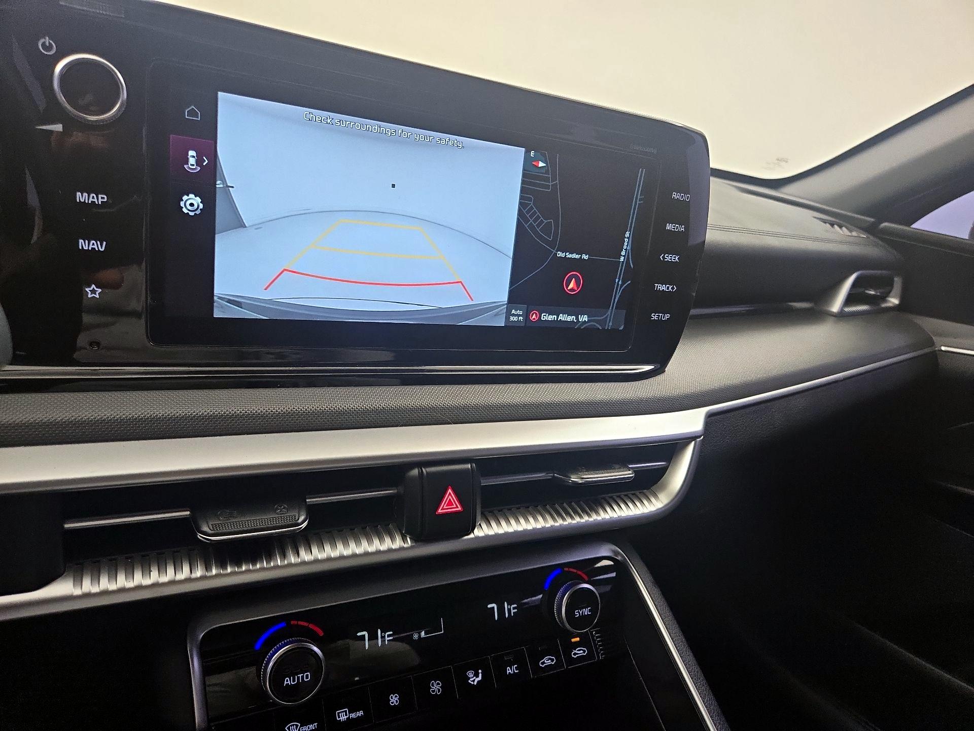 Thumbnail: 2022 Kia K5 - 15