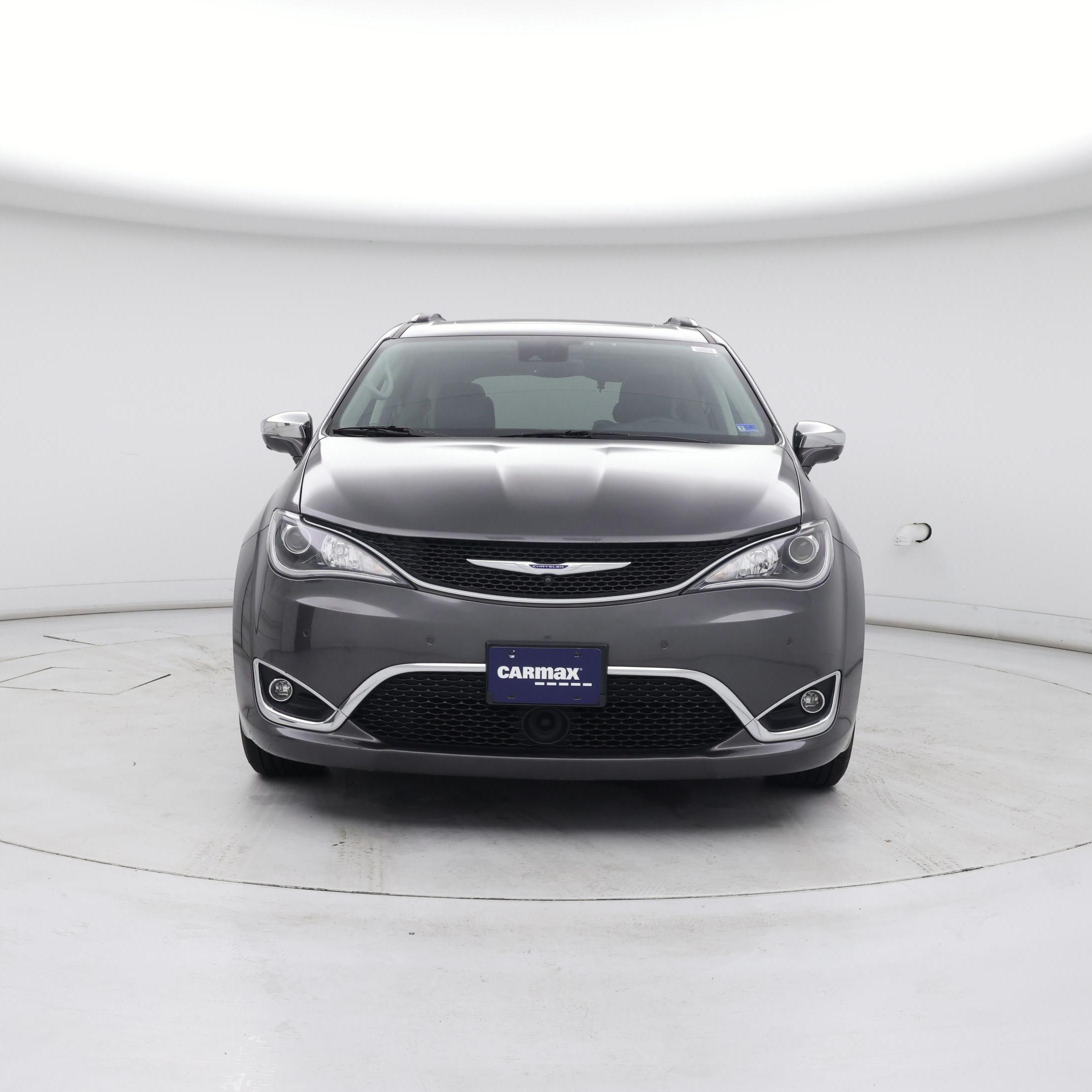 Thumbnail: 2019 Chrysler Pacifica - 5