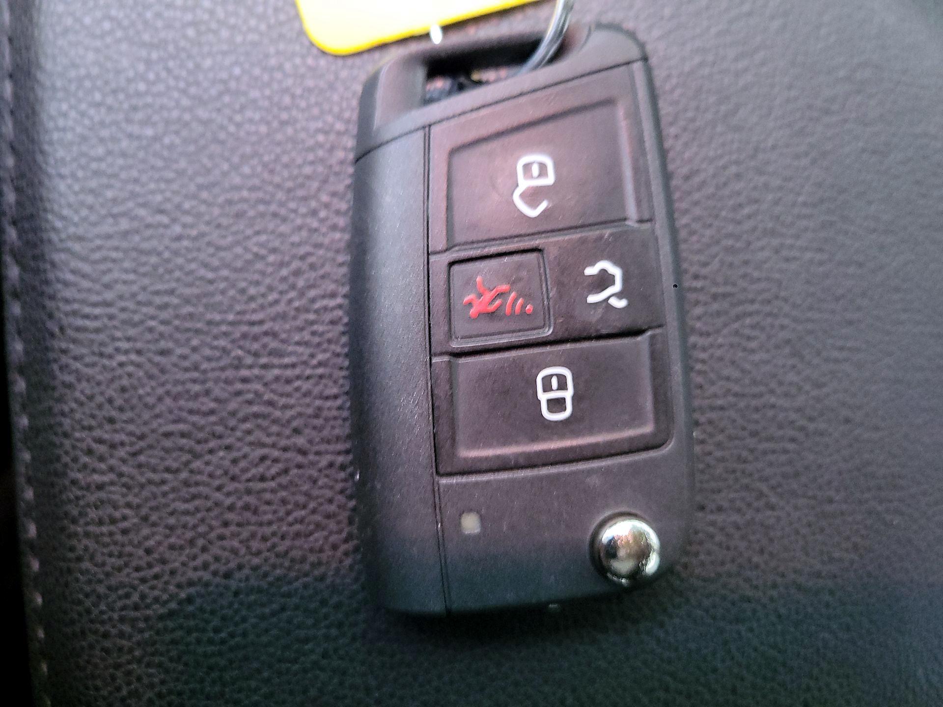 Thumbnail: 2021 Volkswagen Jetta - 20