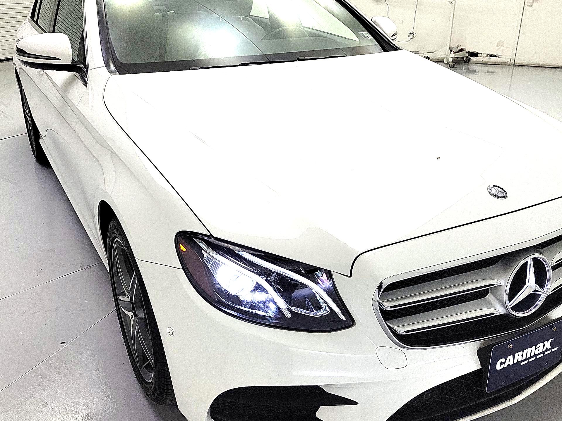 Thumbnail: 2017 Mercedes-Benz E-Class - 1