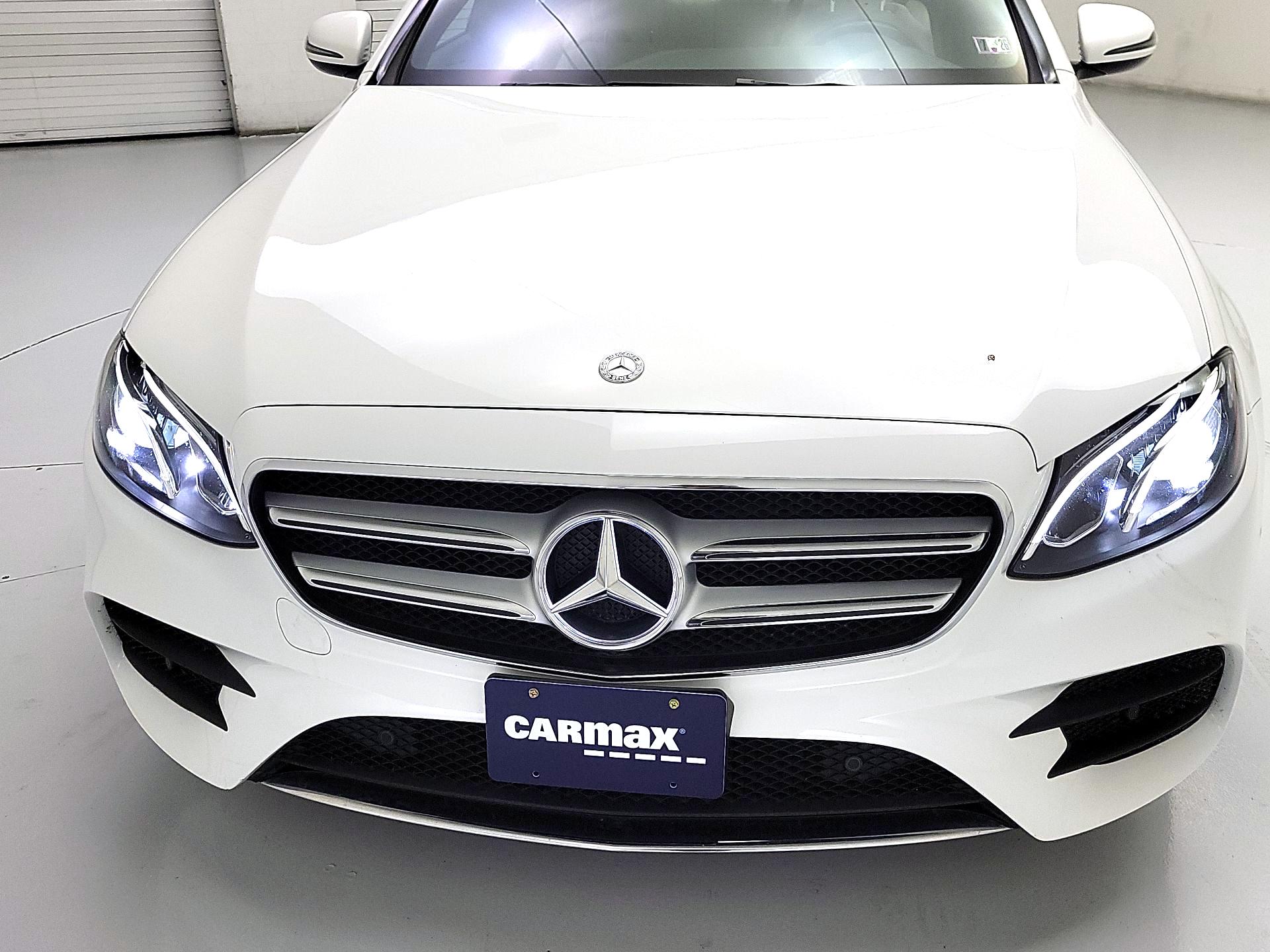 Thumbnail: 2017 Mercedes-Benz E-Class - 2