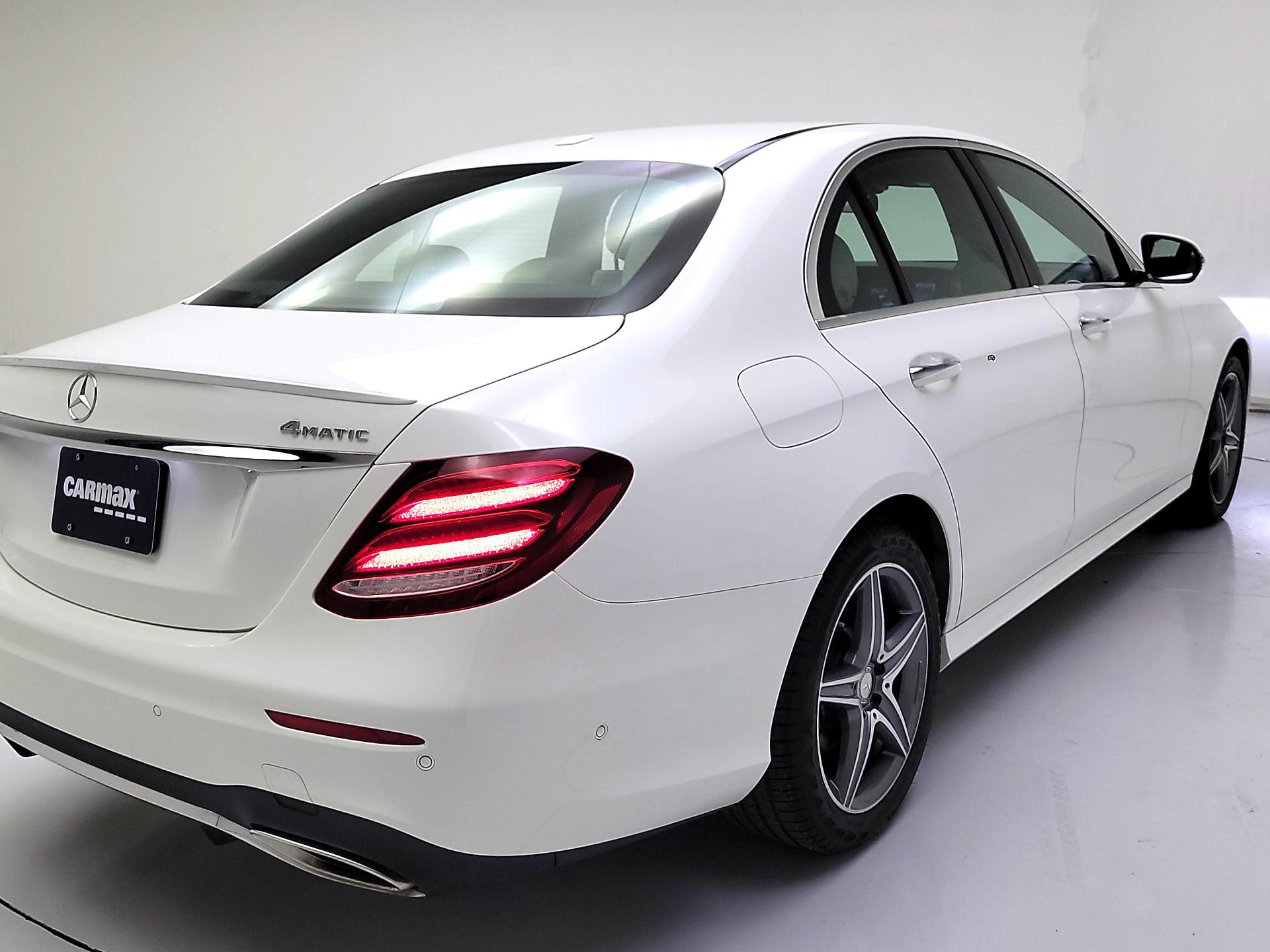 Thumbnail: 2017 Mercedes-Benz E-Class - 5