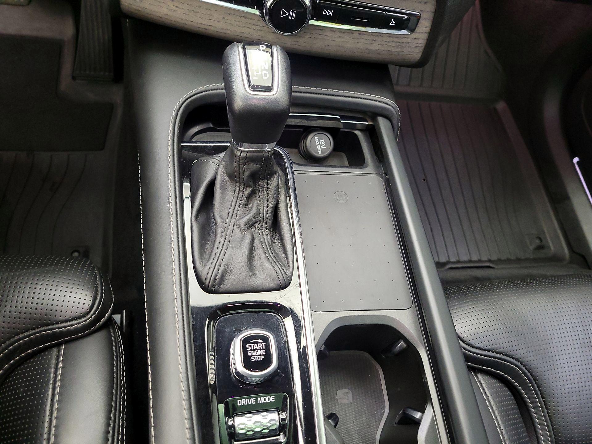 Thumbnail: 2021 Volvo XC90 - 15