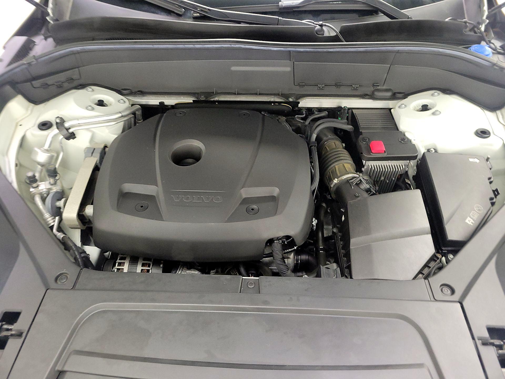 Thumbnail: 2021 Volvo XC90 - 20