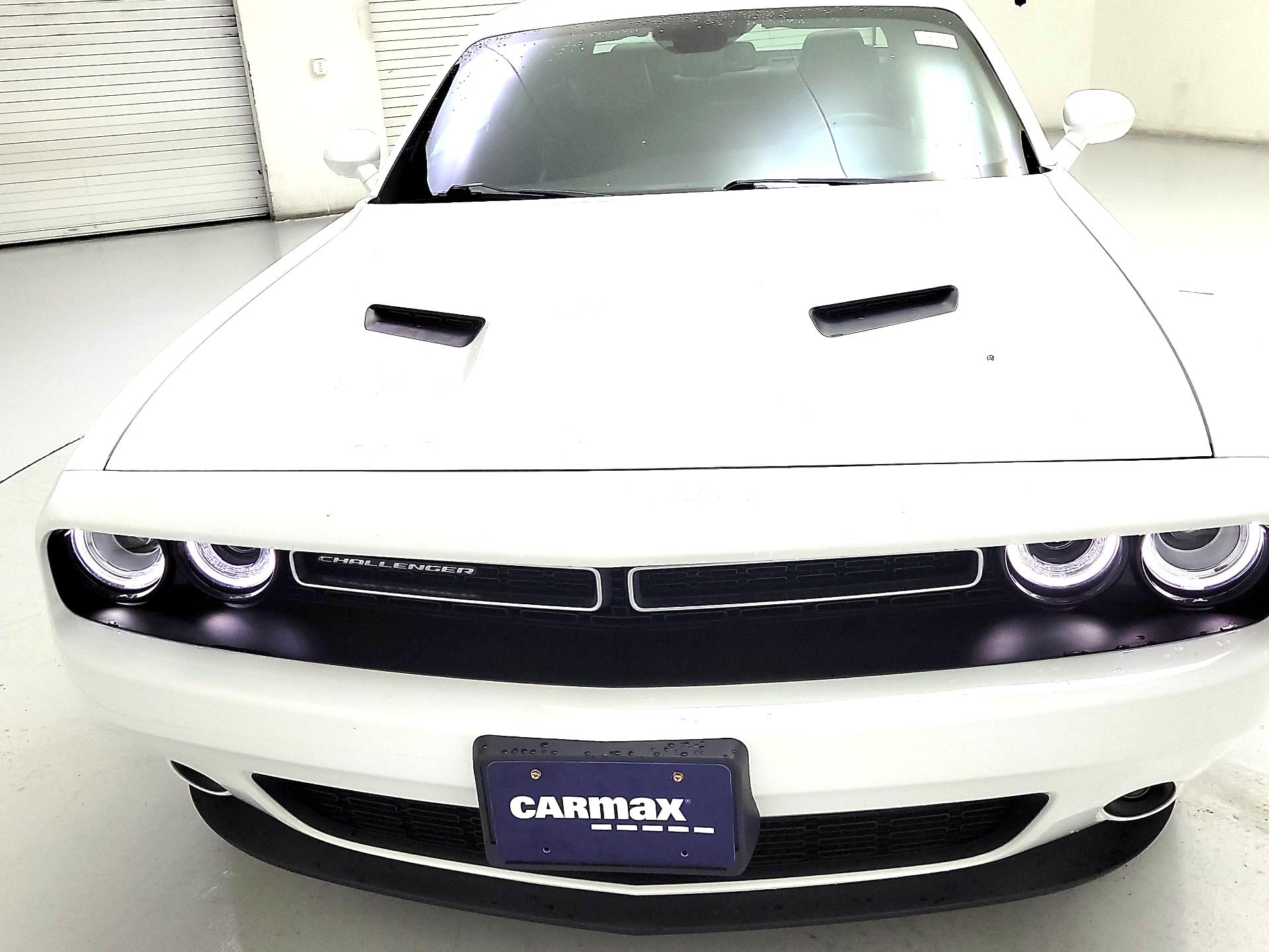 Thumbnail: 2018 Dodge Challenger - 1