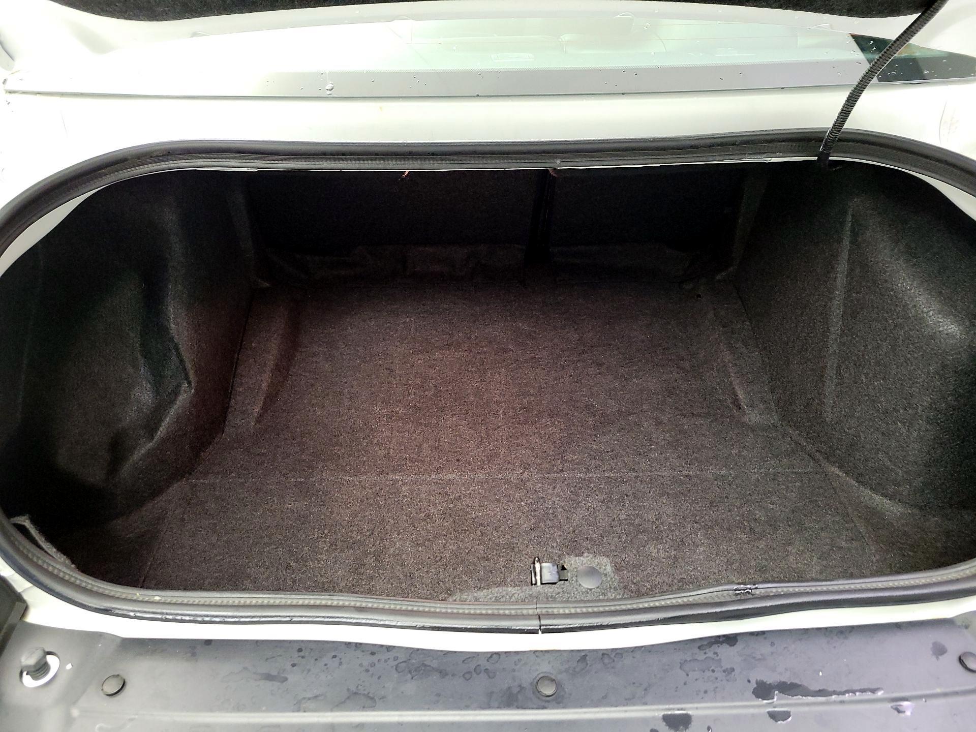 Thumbnail: 2018 Dodge Challenger - 17