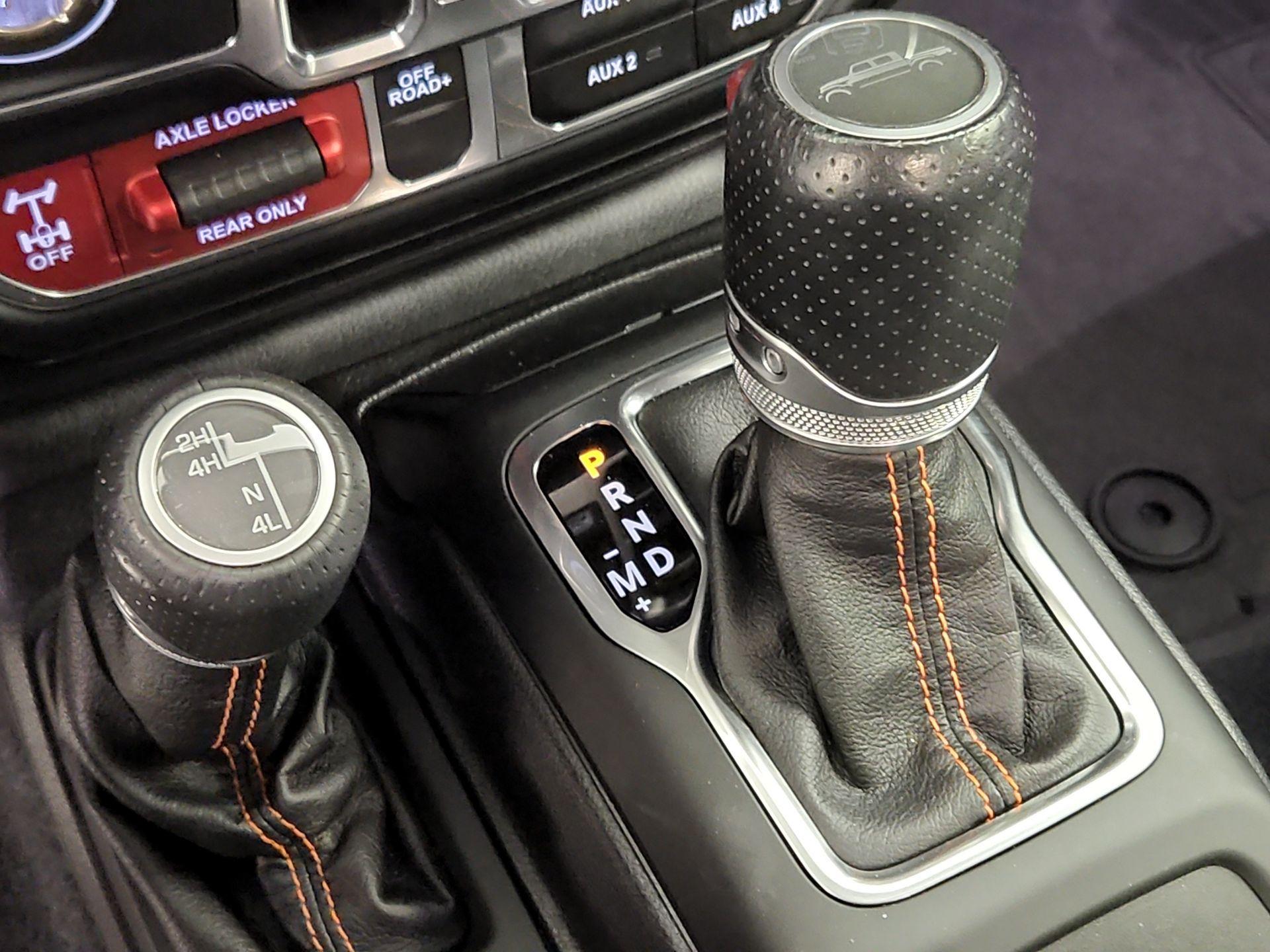 Thumbnail: 2020 Jeep Gladiator - 18