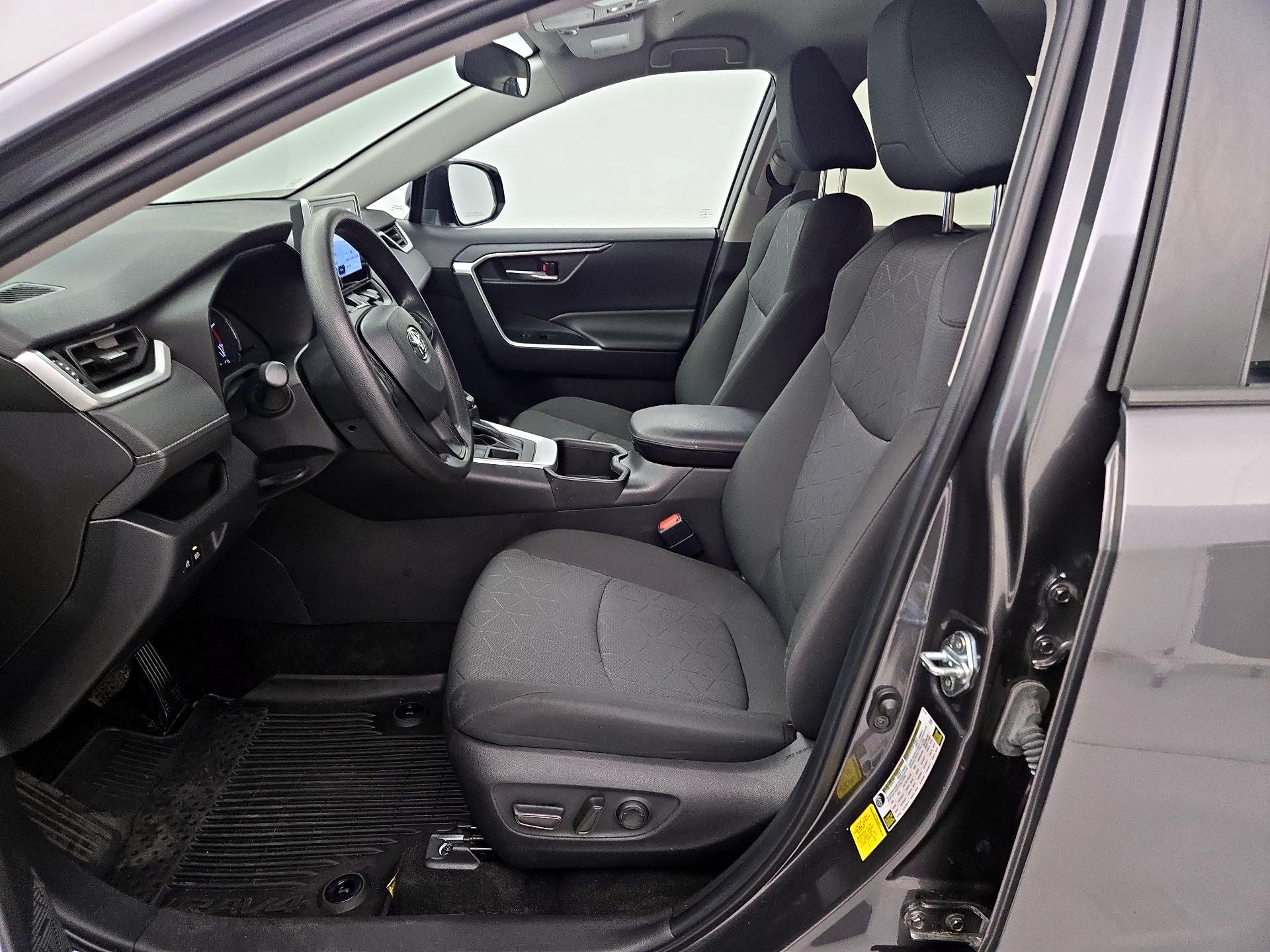 Thumbnail: 2023 Toyota RAV4 - 11