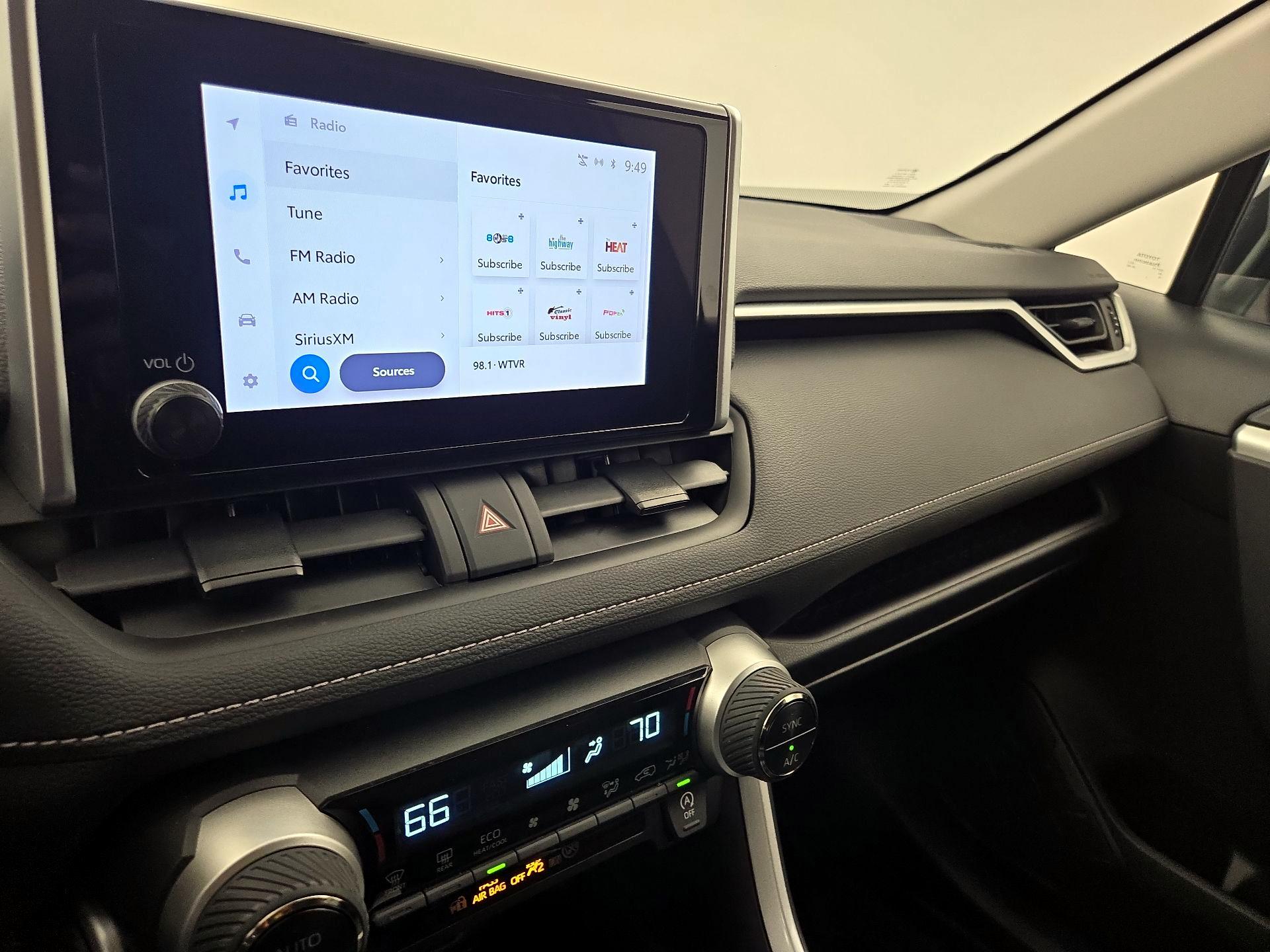 Thumbnail: 2023 Toyota RAV4 - 15