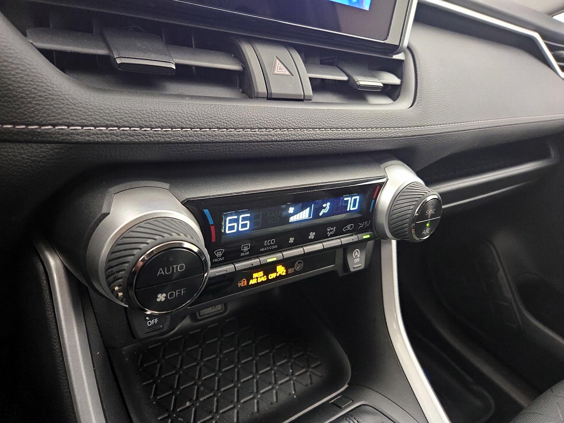 Thumbnail: 2023 Toyota RAV4 - 16