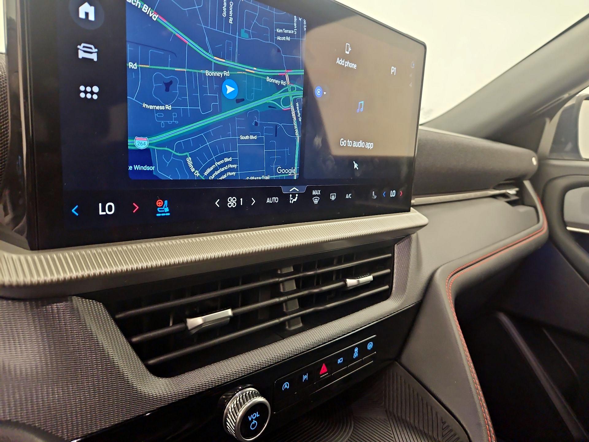 Thumbnail: 2025 Ford Explorer - 17