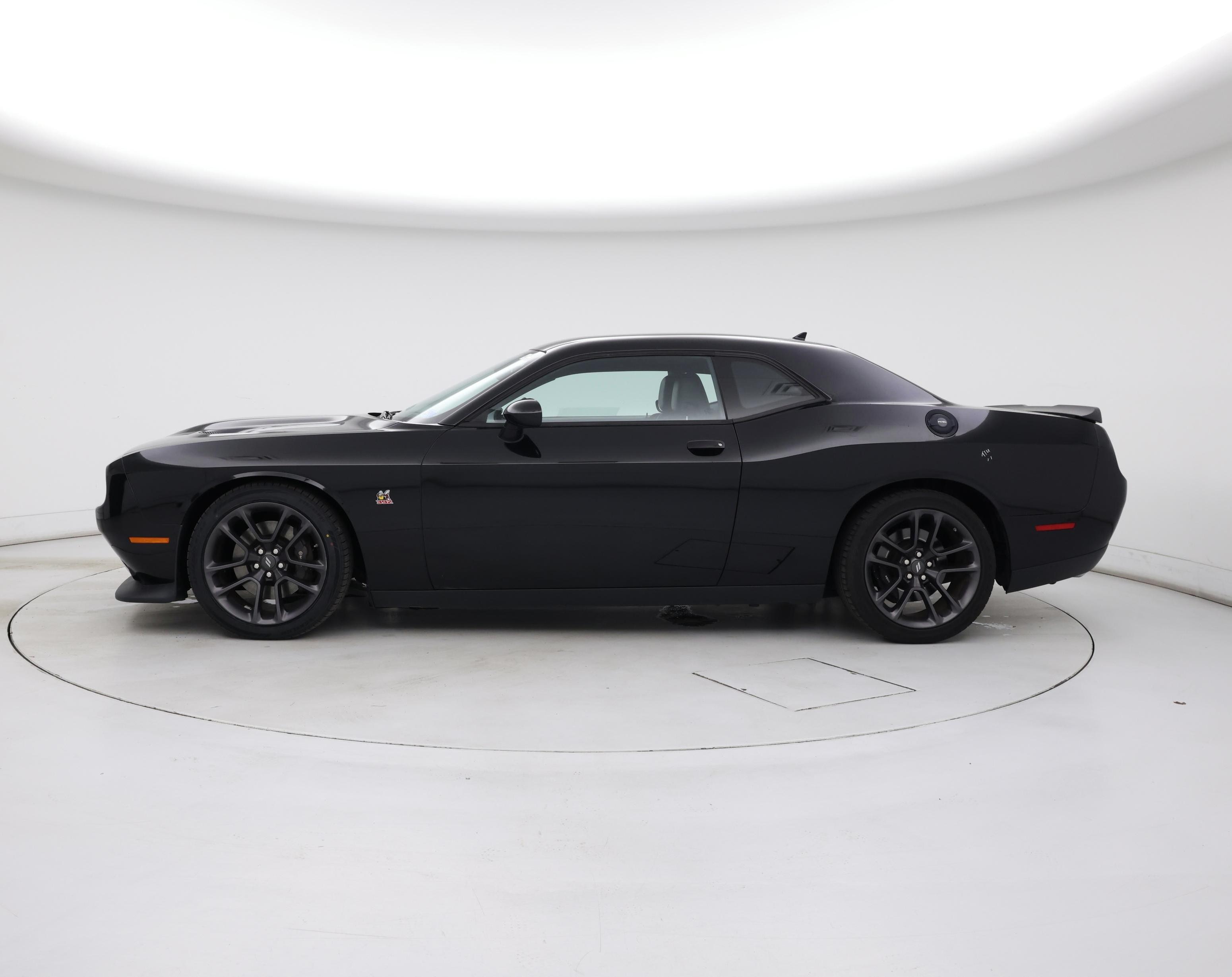 Thumbnail: 2021 Dodge Challenger - 3