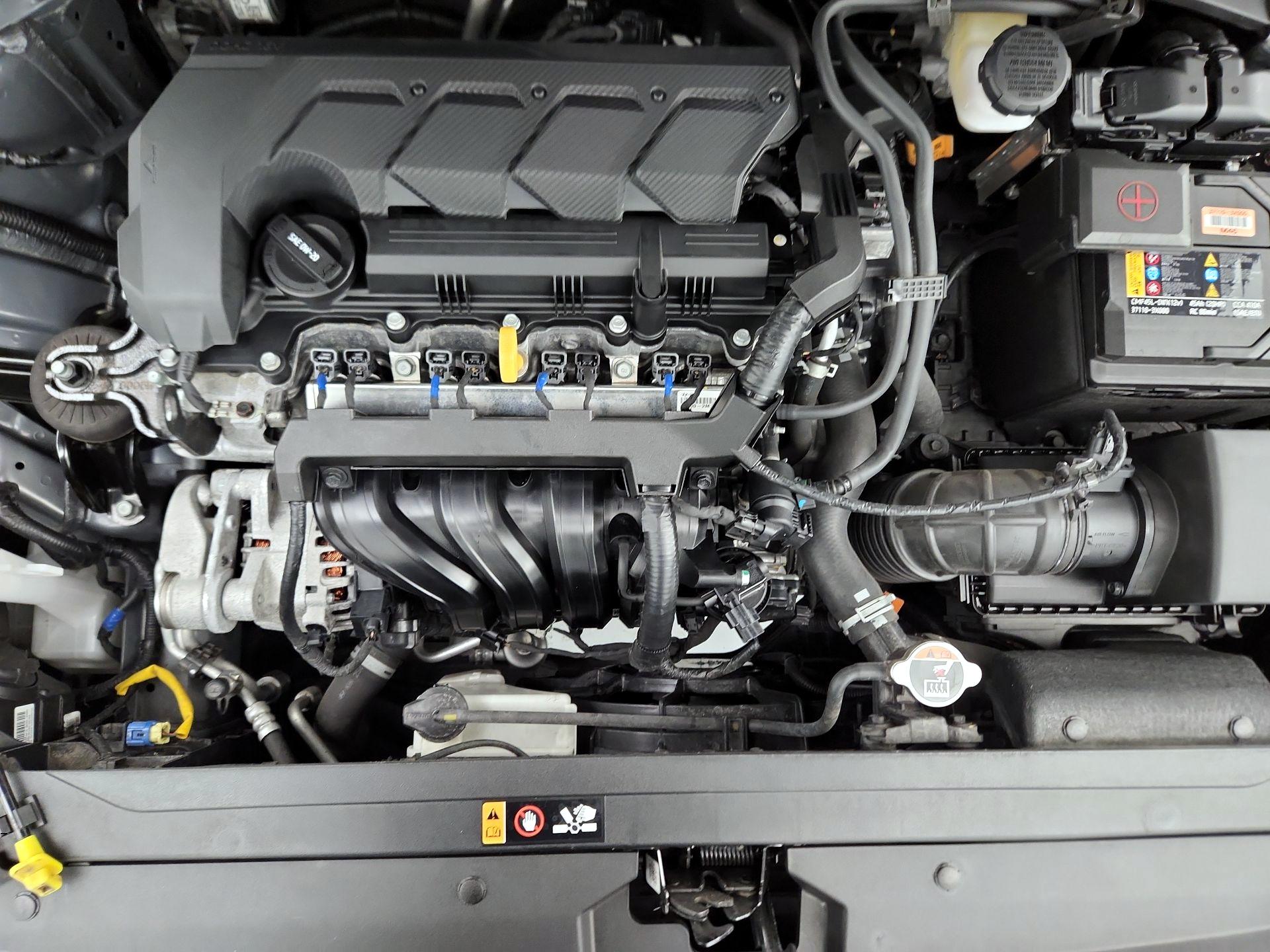 Thumbnail: 2023 Hyundai Venue - 20