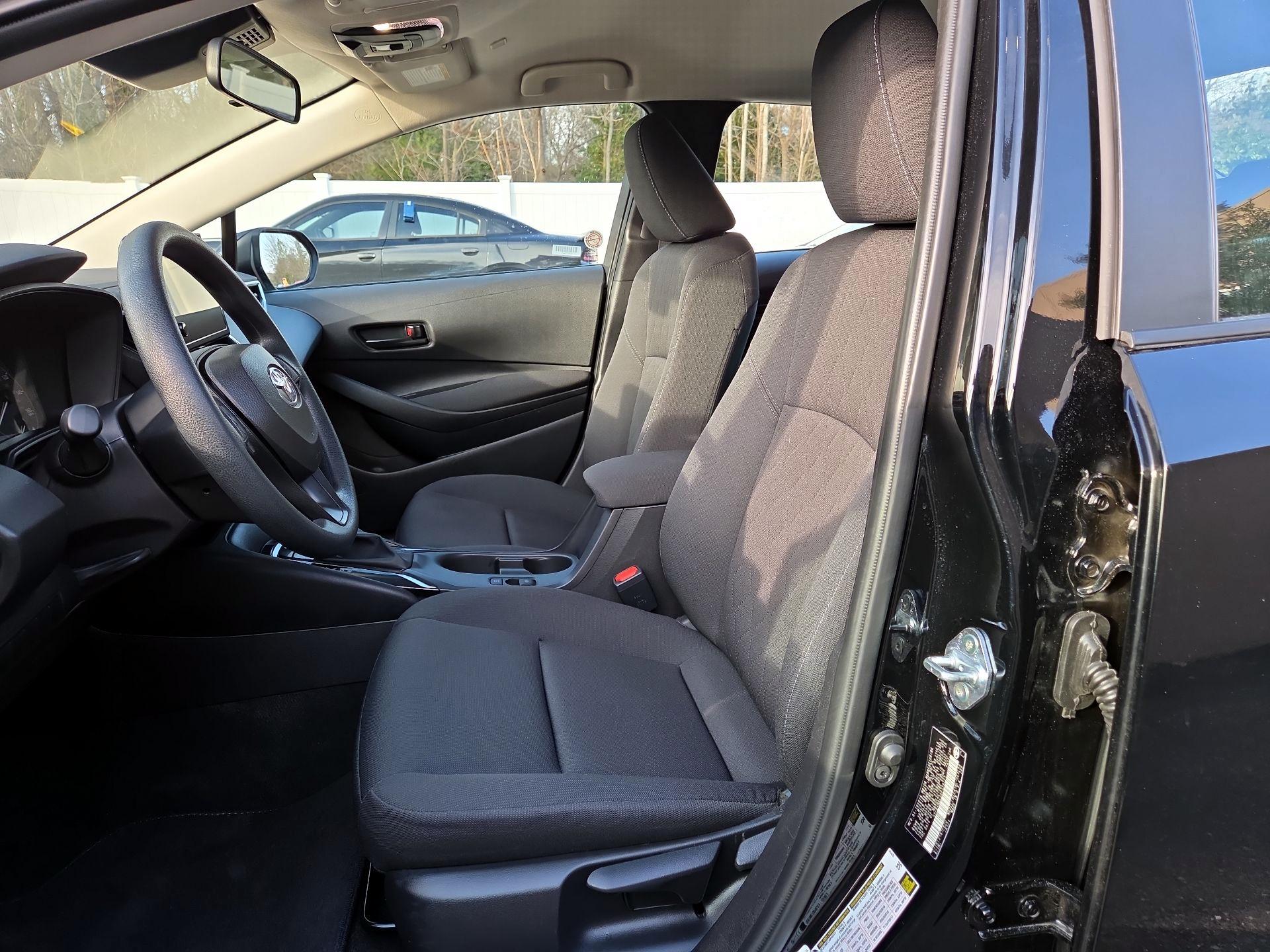 Thumbnail: 2025 Toyota Corolla - 9