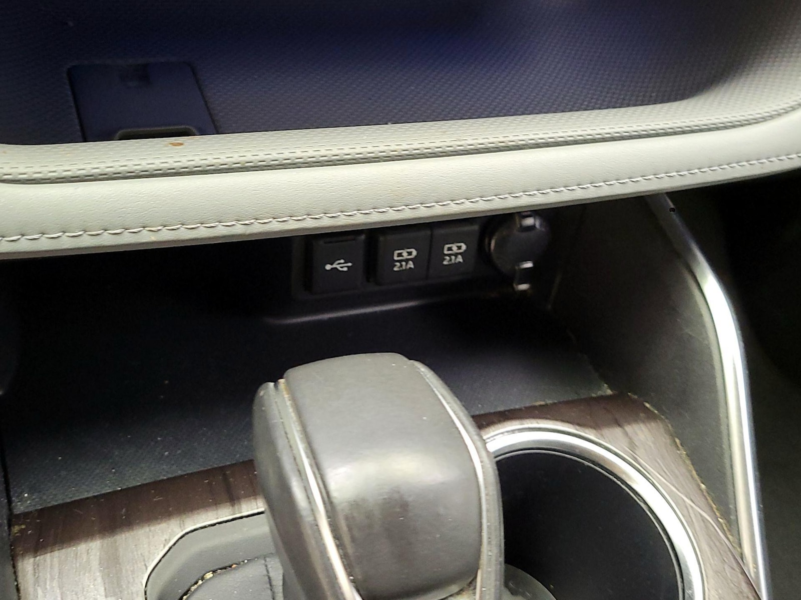 2020 Toyota Highlander Limited - Photo 18