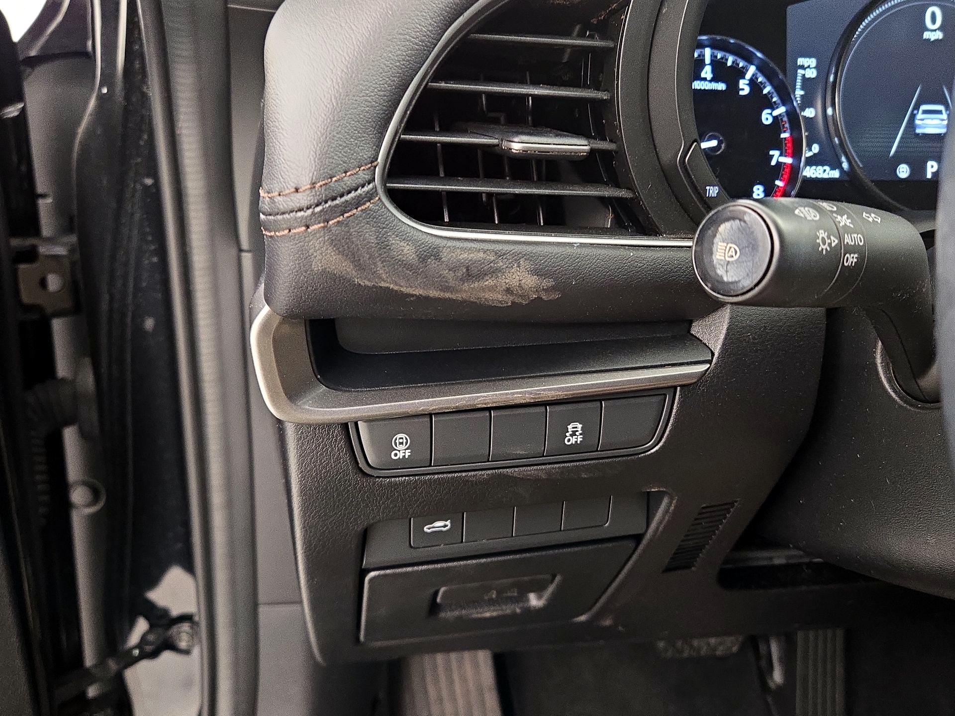 Thumbnail: 2023 Mazda Mazda3 - 13