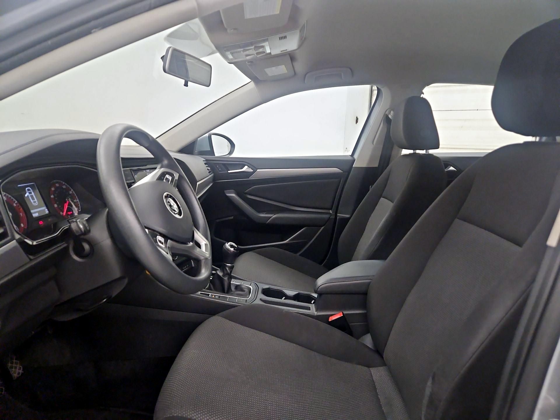 Thumbnail: 2021 Volkswagen Jetta - 11