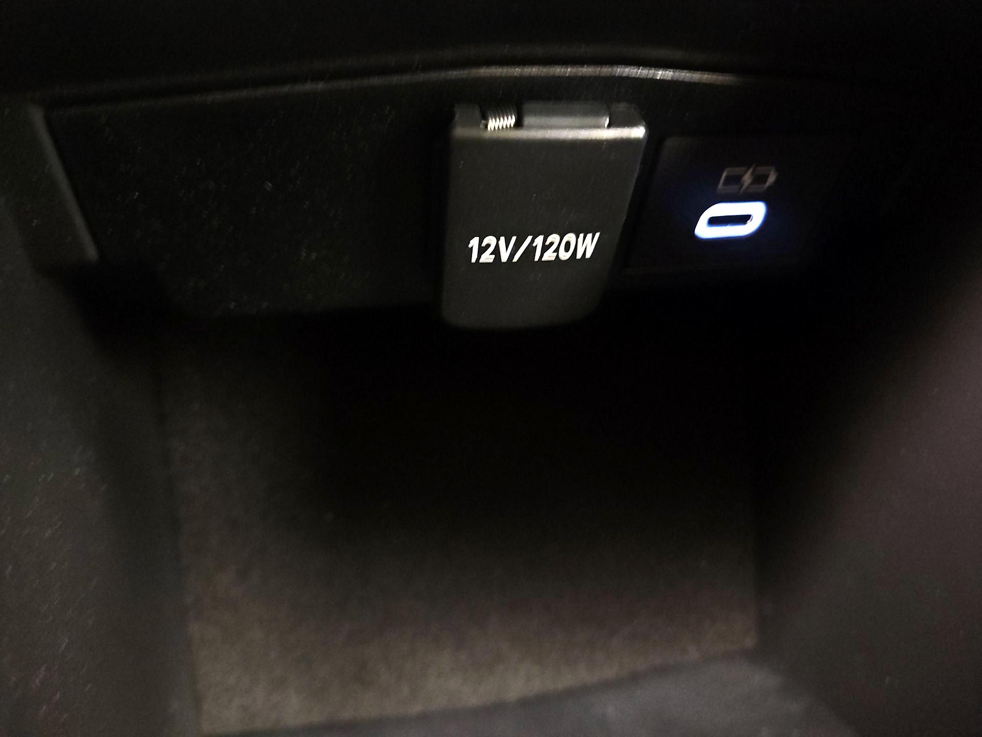 Thumbnail: 2025 Toyota Corolla - 19