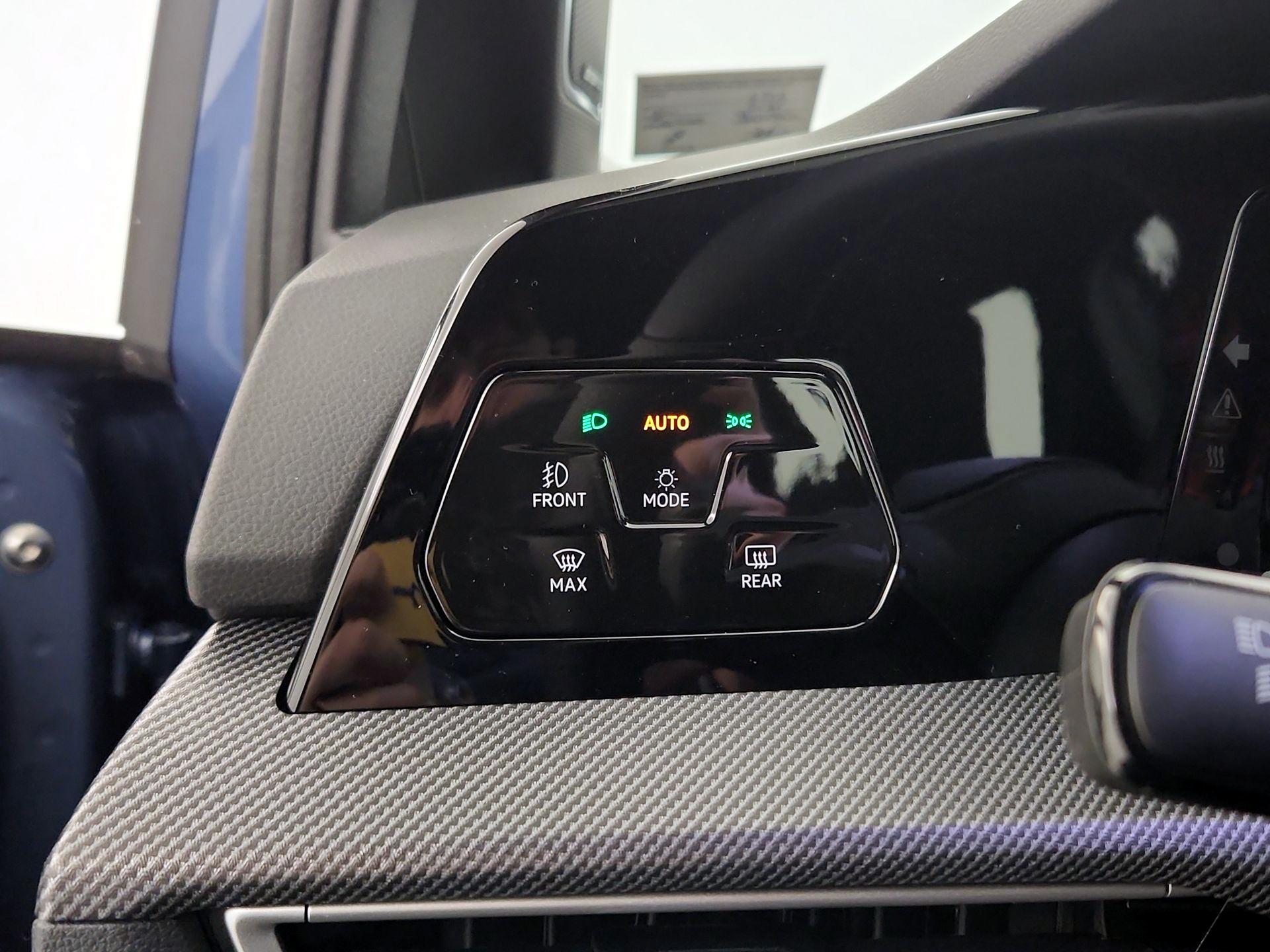 Thumbnail: 2025 Volkswagen Golf - 13