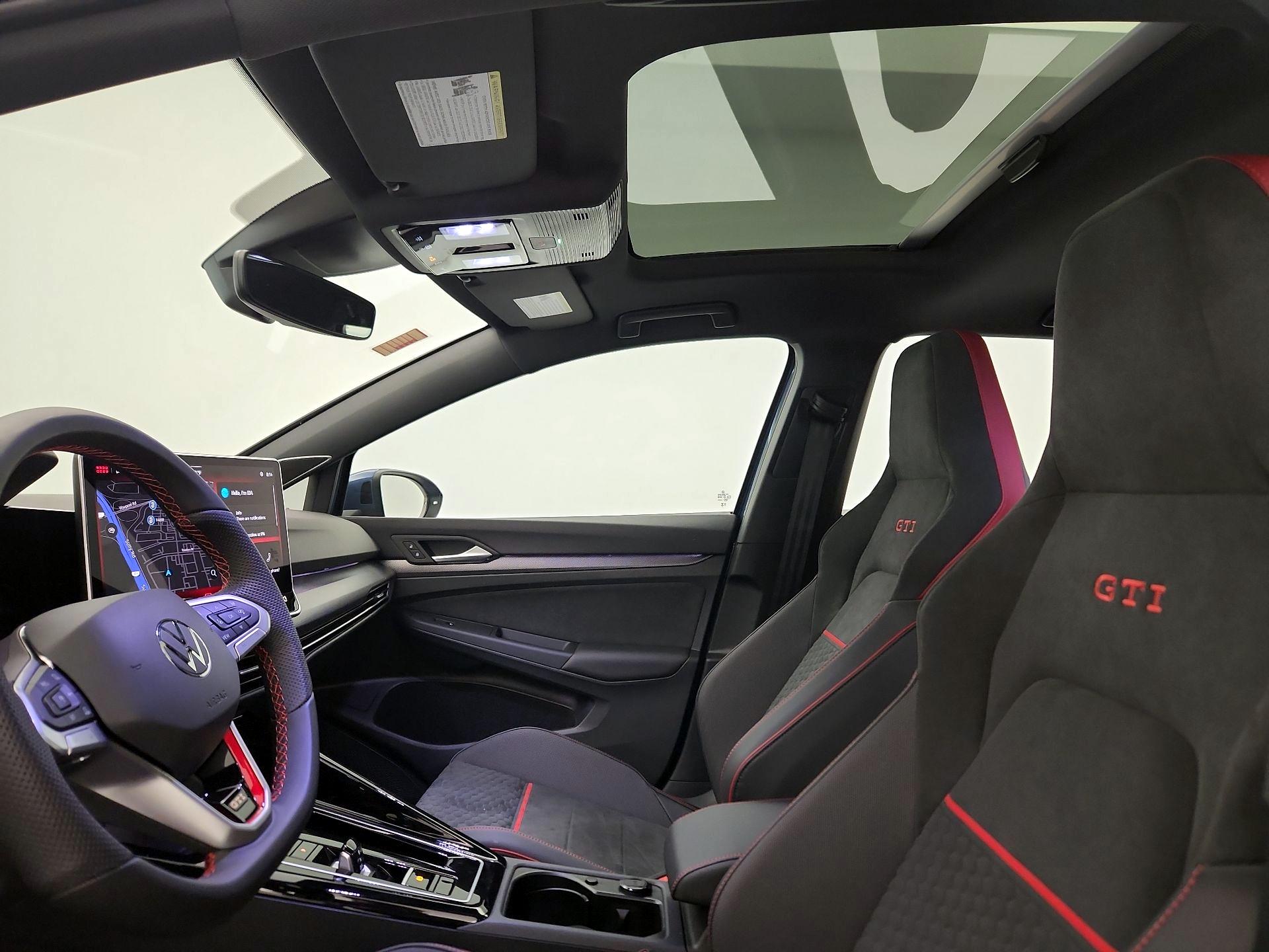 Thumbnail: 2025 Volkswagen Golf - 19