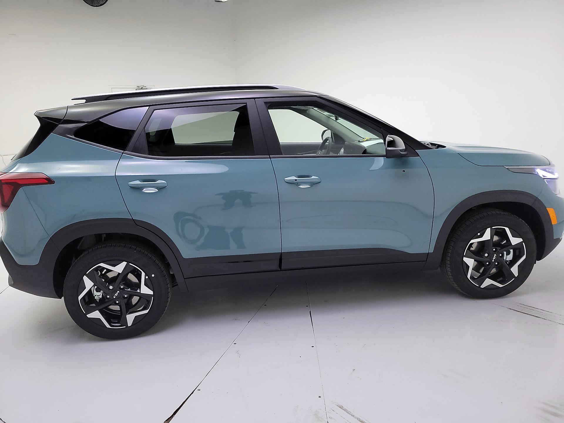 Thumbnail: 2026 Kia Seltos - 4