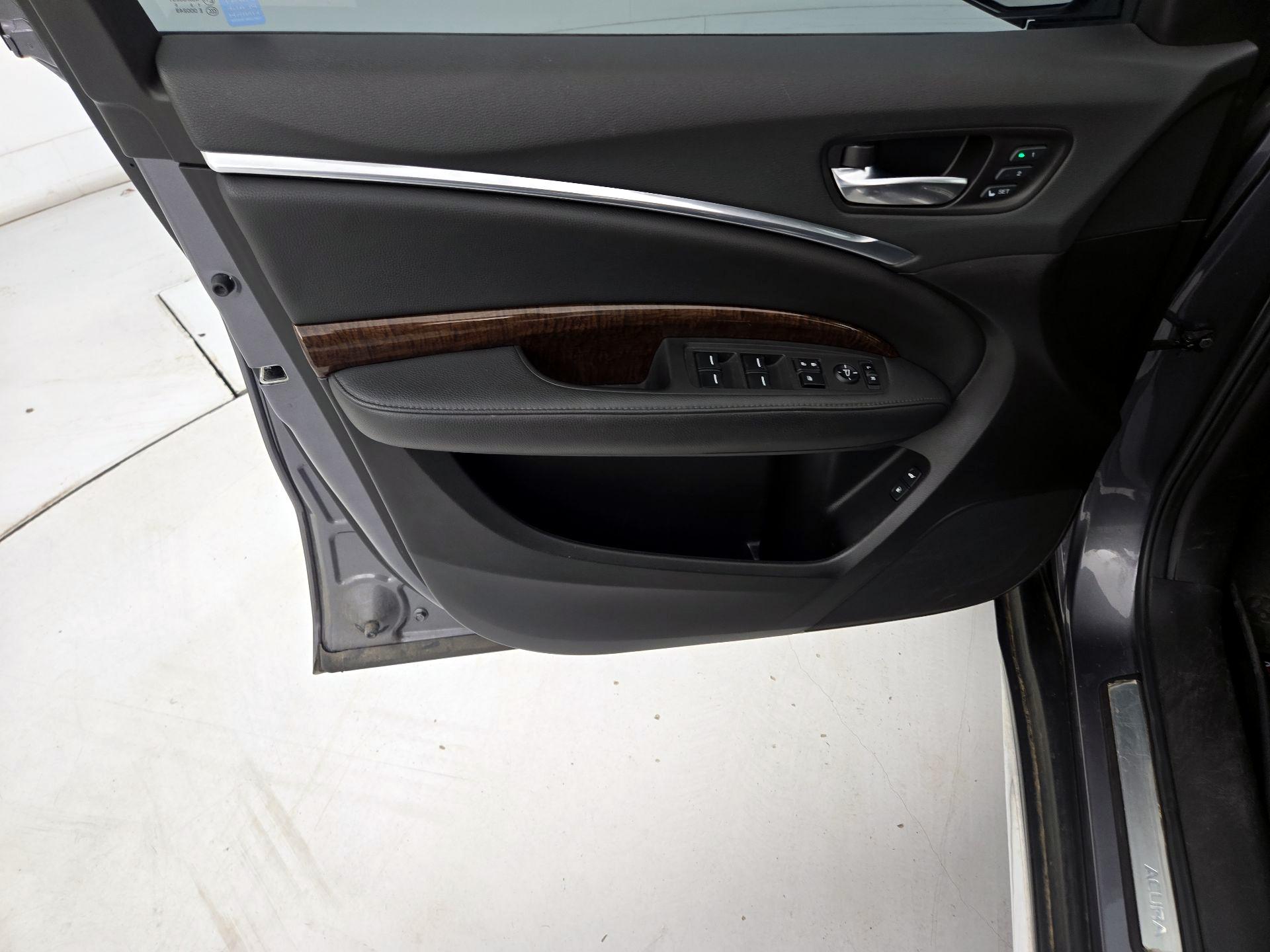 Thumbnail: 2020 Acura MDX - 12