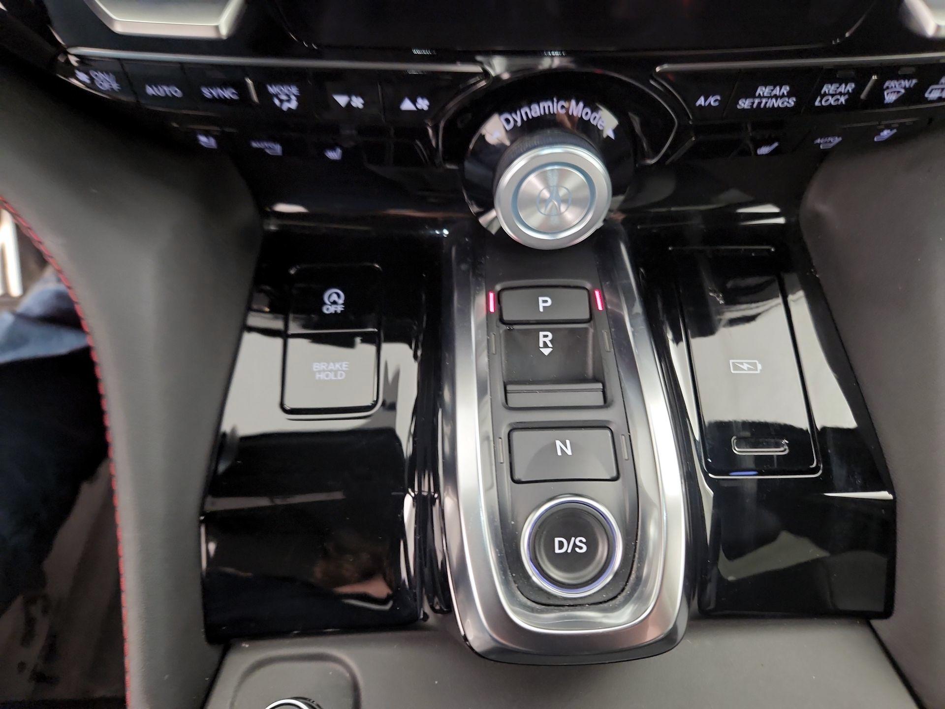 Thumbnail: 2025 Acura MDX - 17