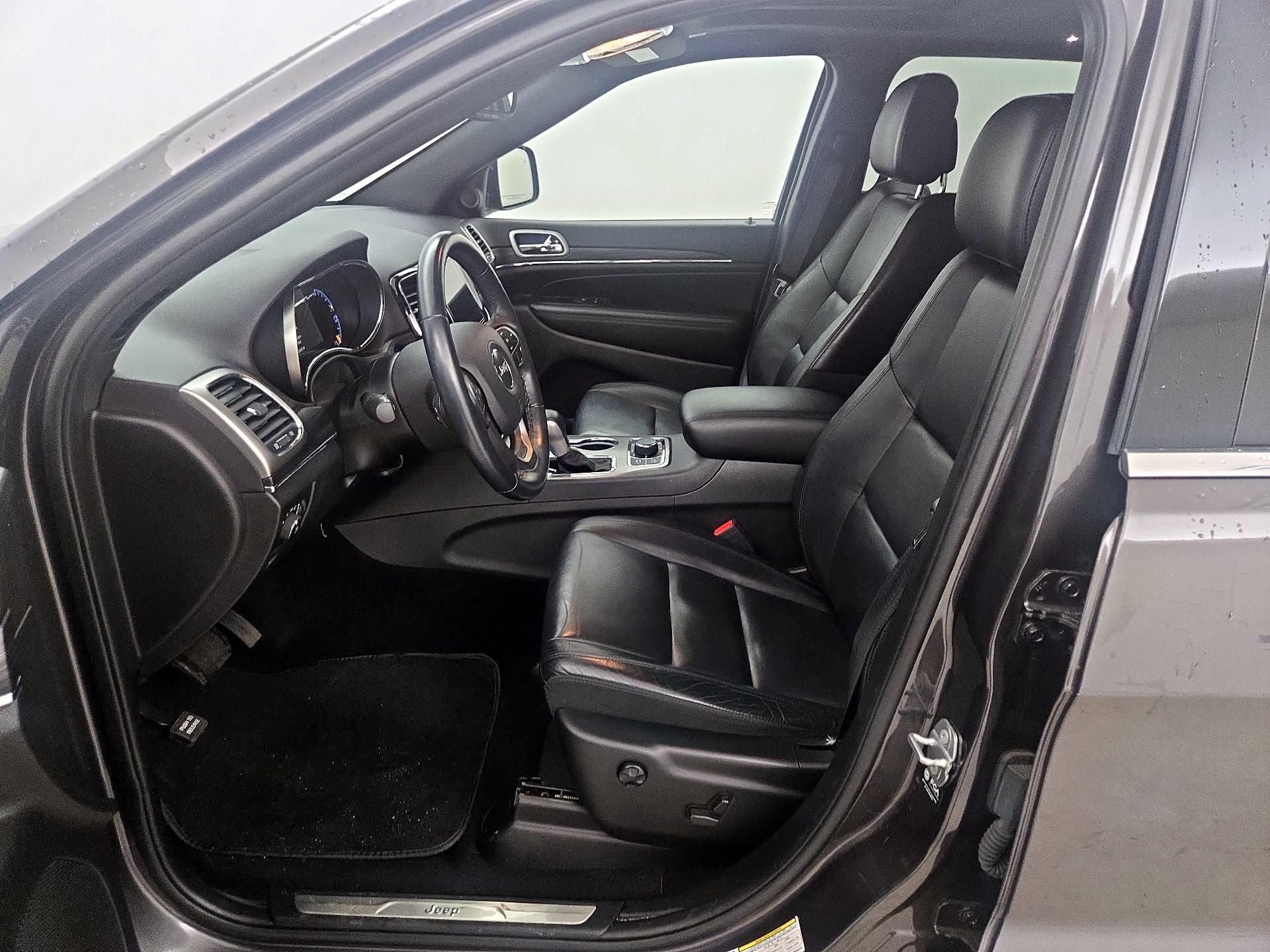 Thumbnail: 2021 Jeep Grand Cherokee - 11